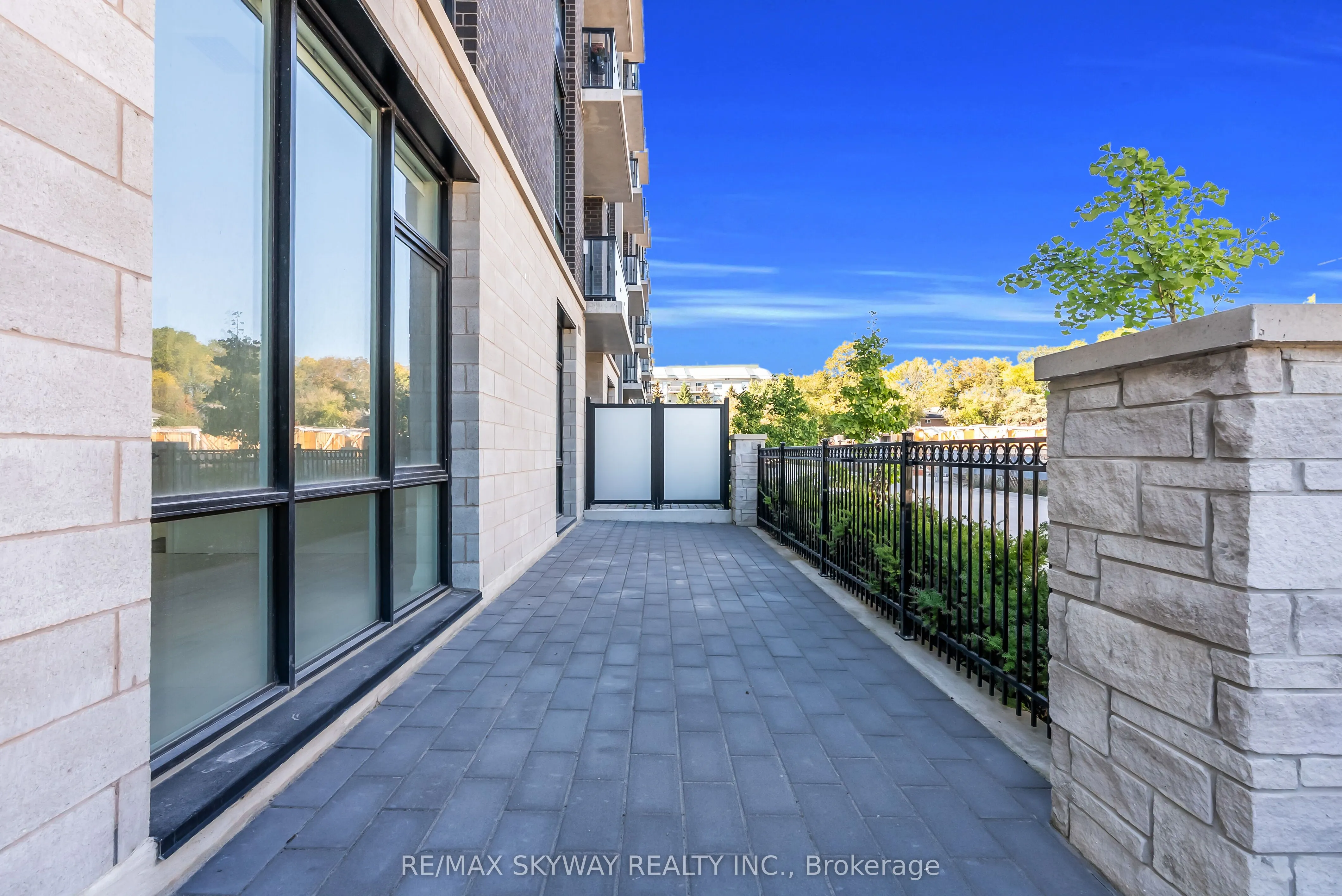 42 Mill Street, #105