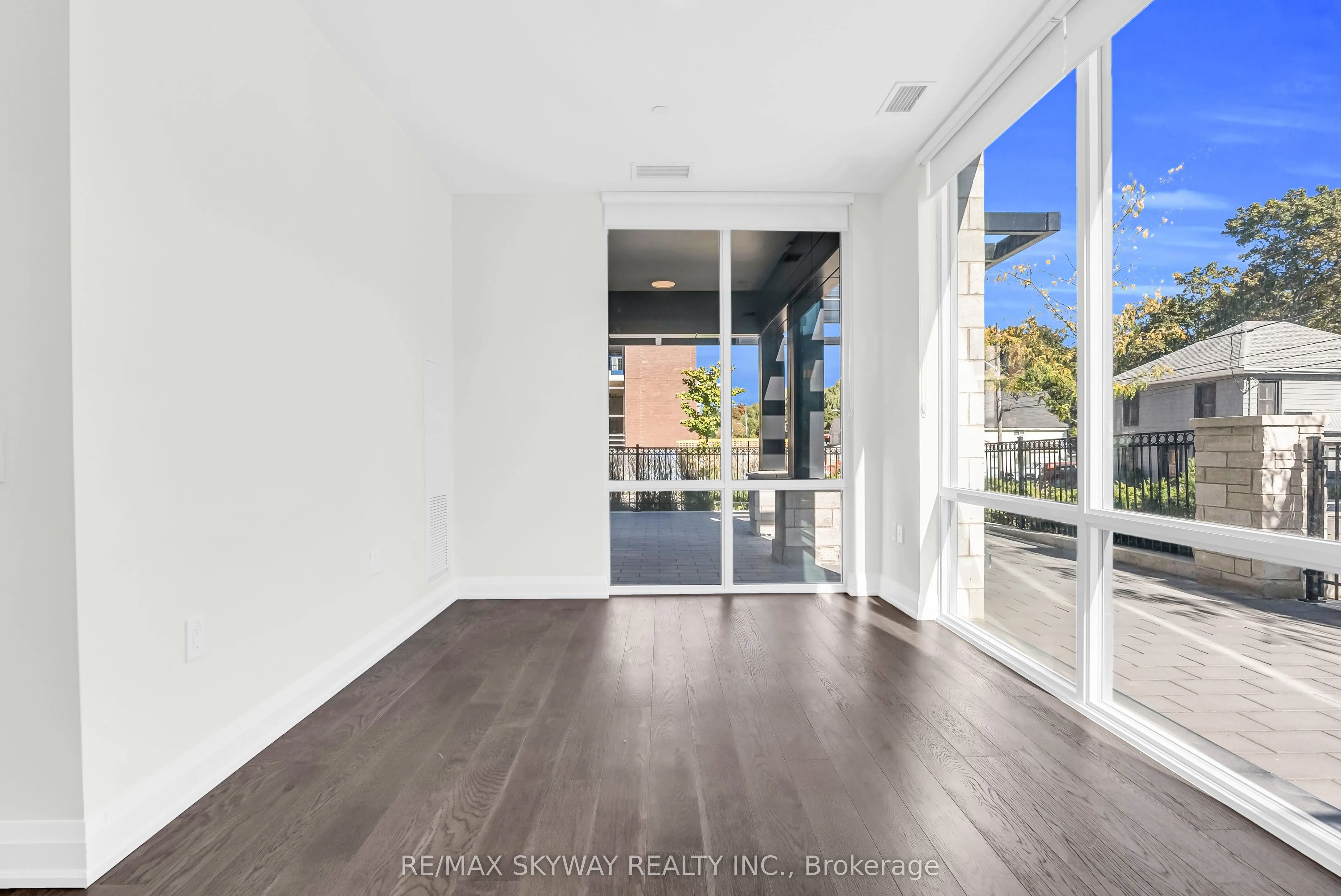 42 Mill Street, #105