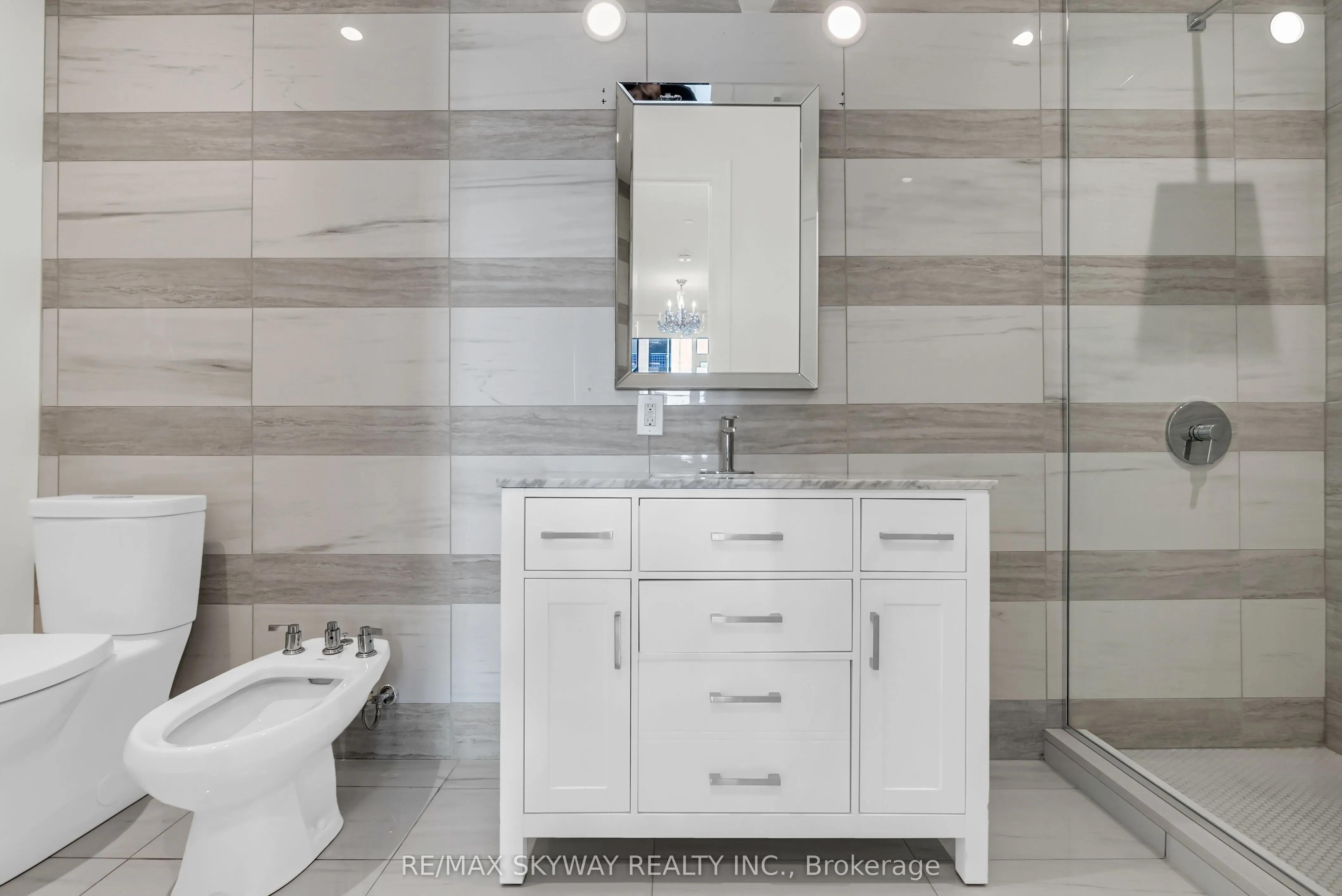 42 Mill Street, #105