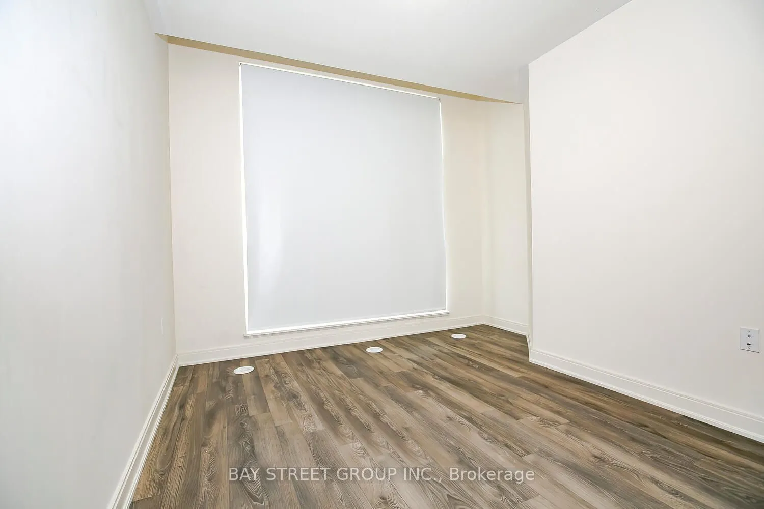 100 Dufay Road, #107