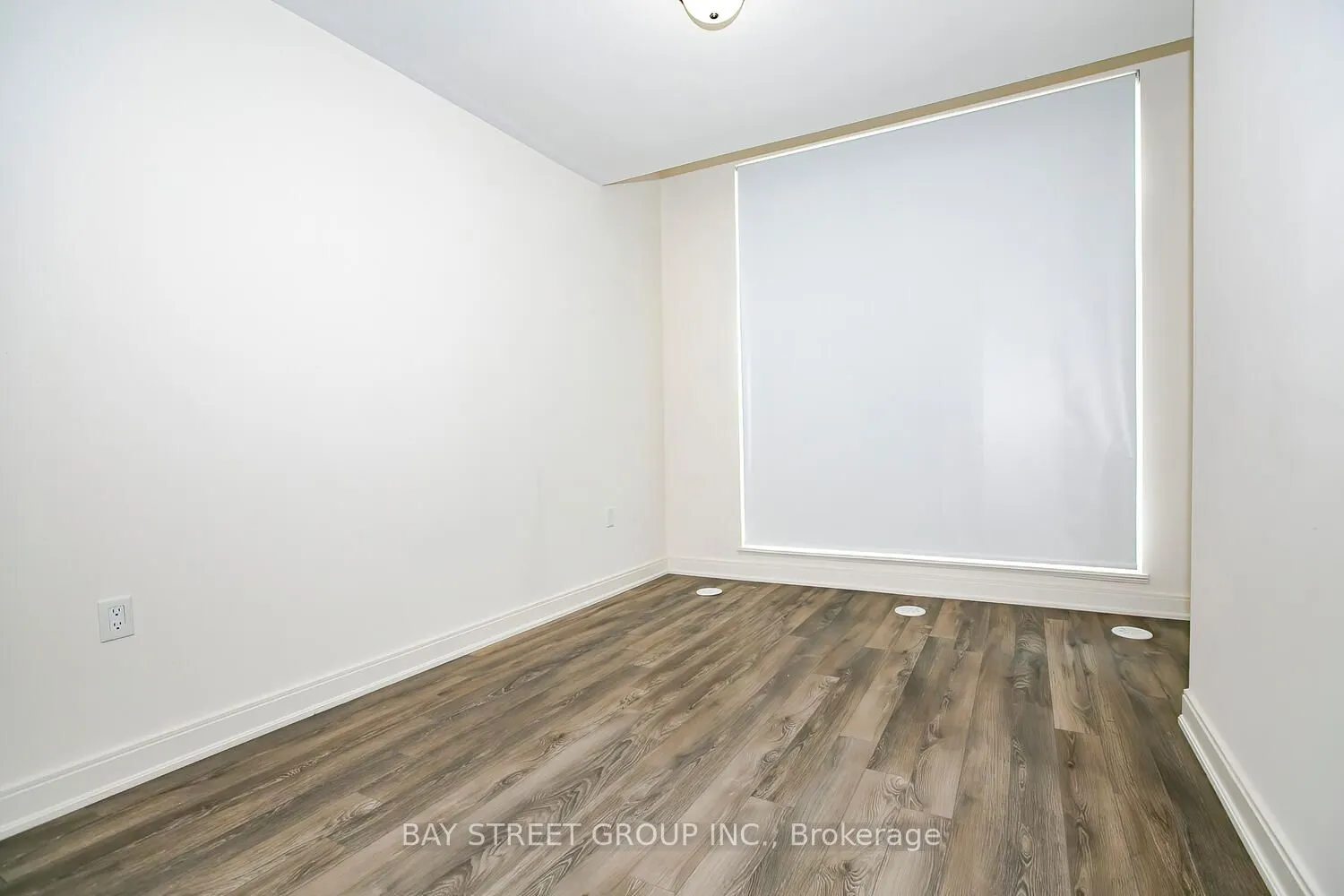 100 Dufay Road, #107