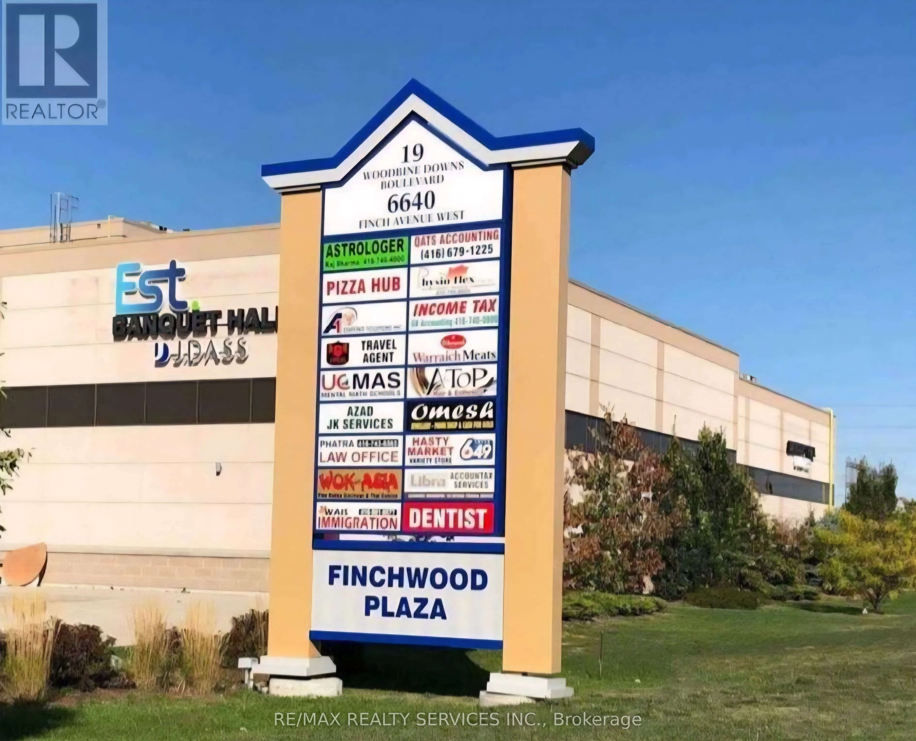 19 Woodbine Downs Boulevard, #216
