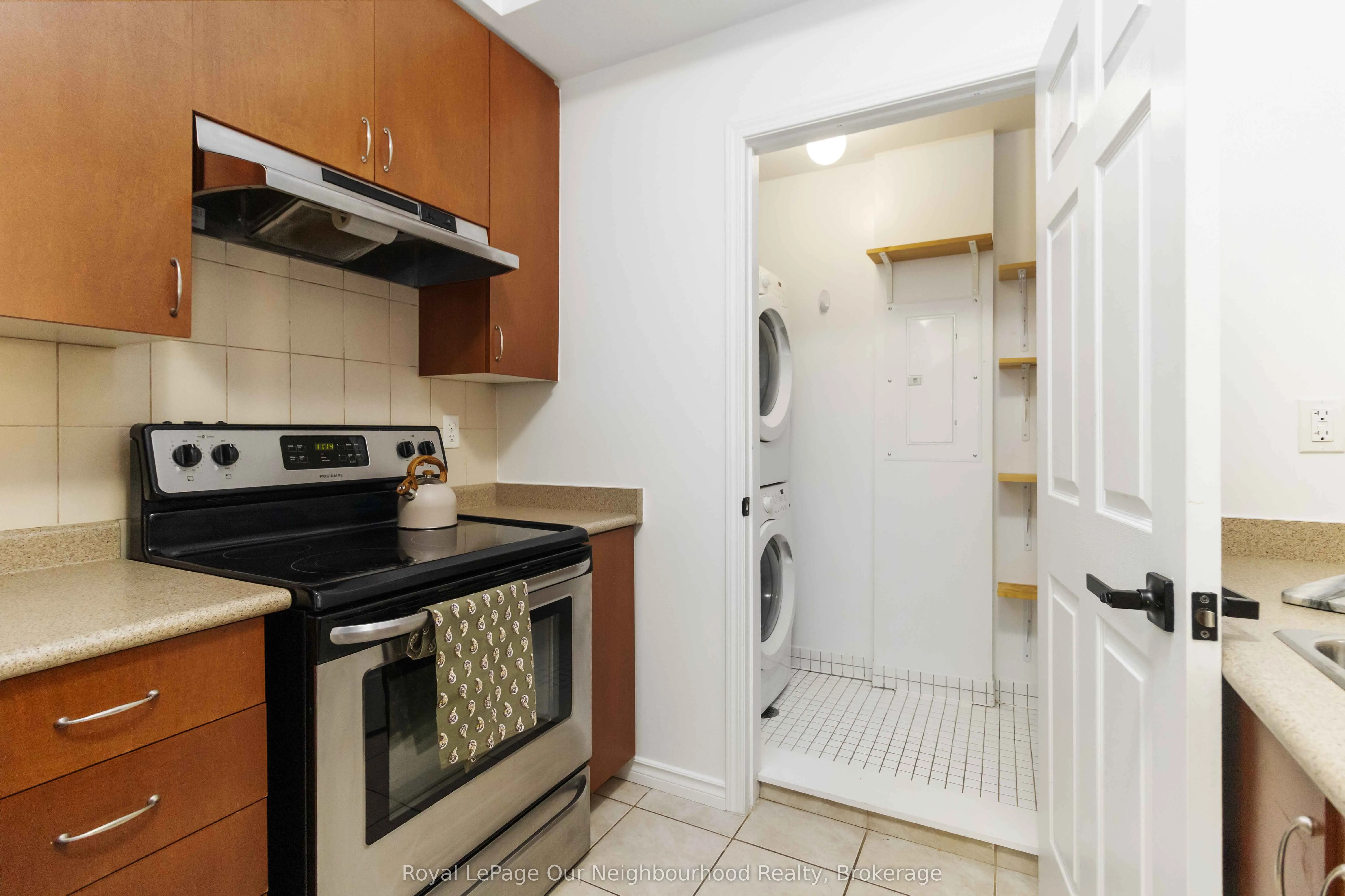 3075 Thomas Street, #201