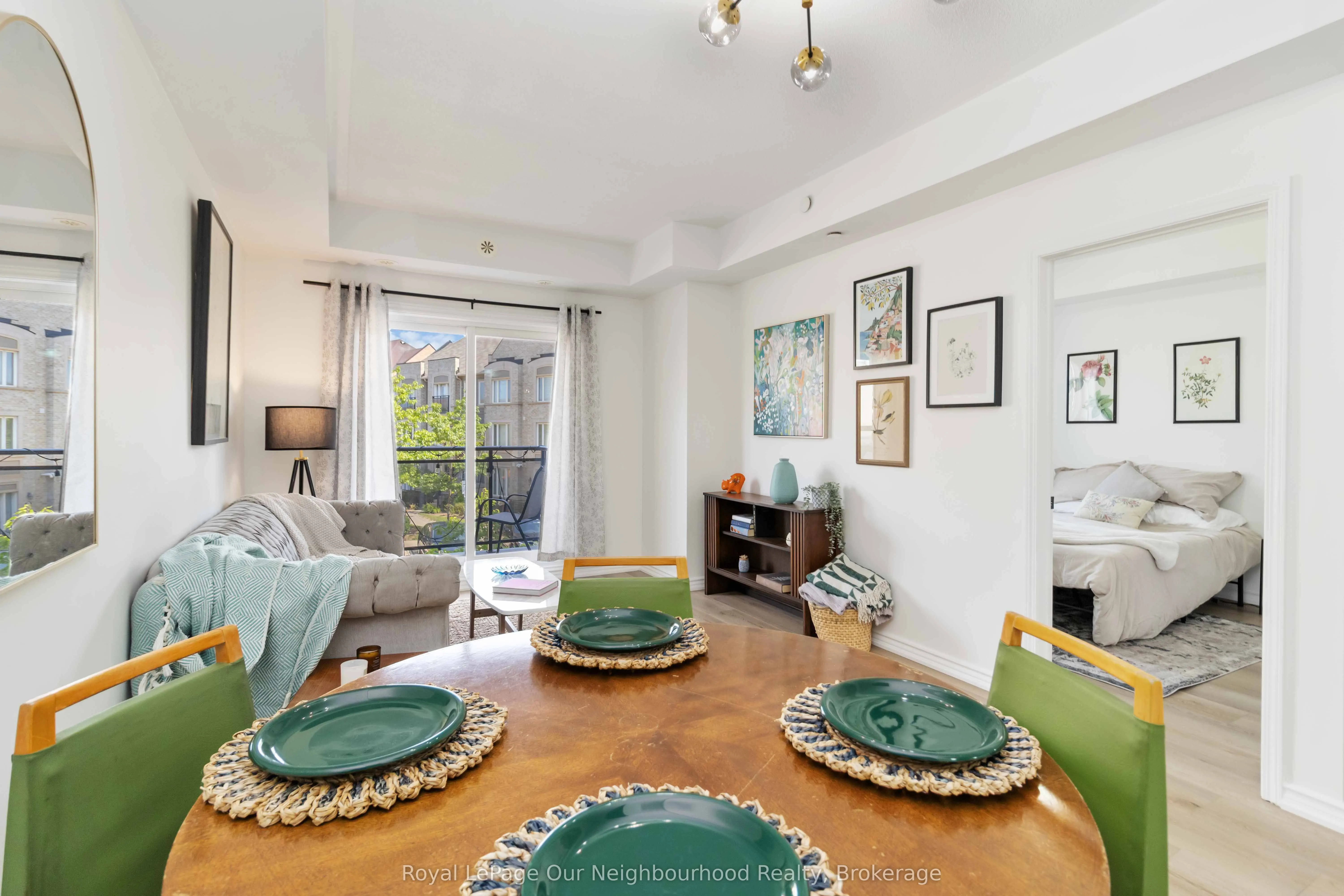 3075 Thomas Street, #201