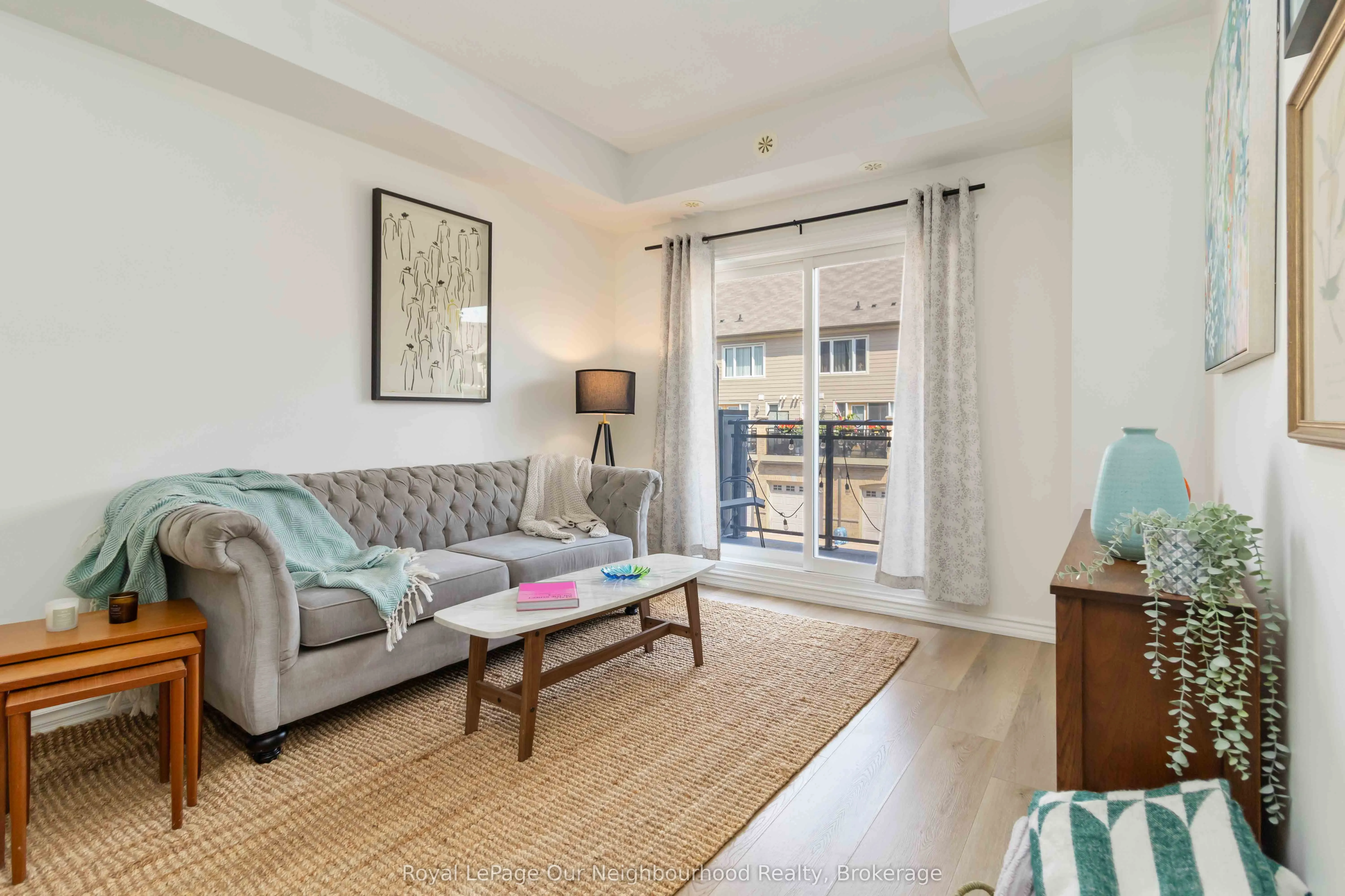 3075 Thomas Street, #201