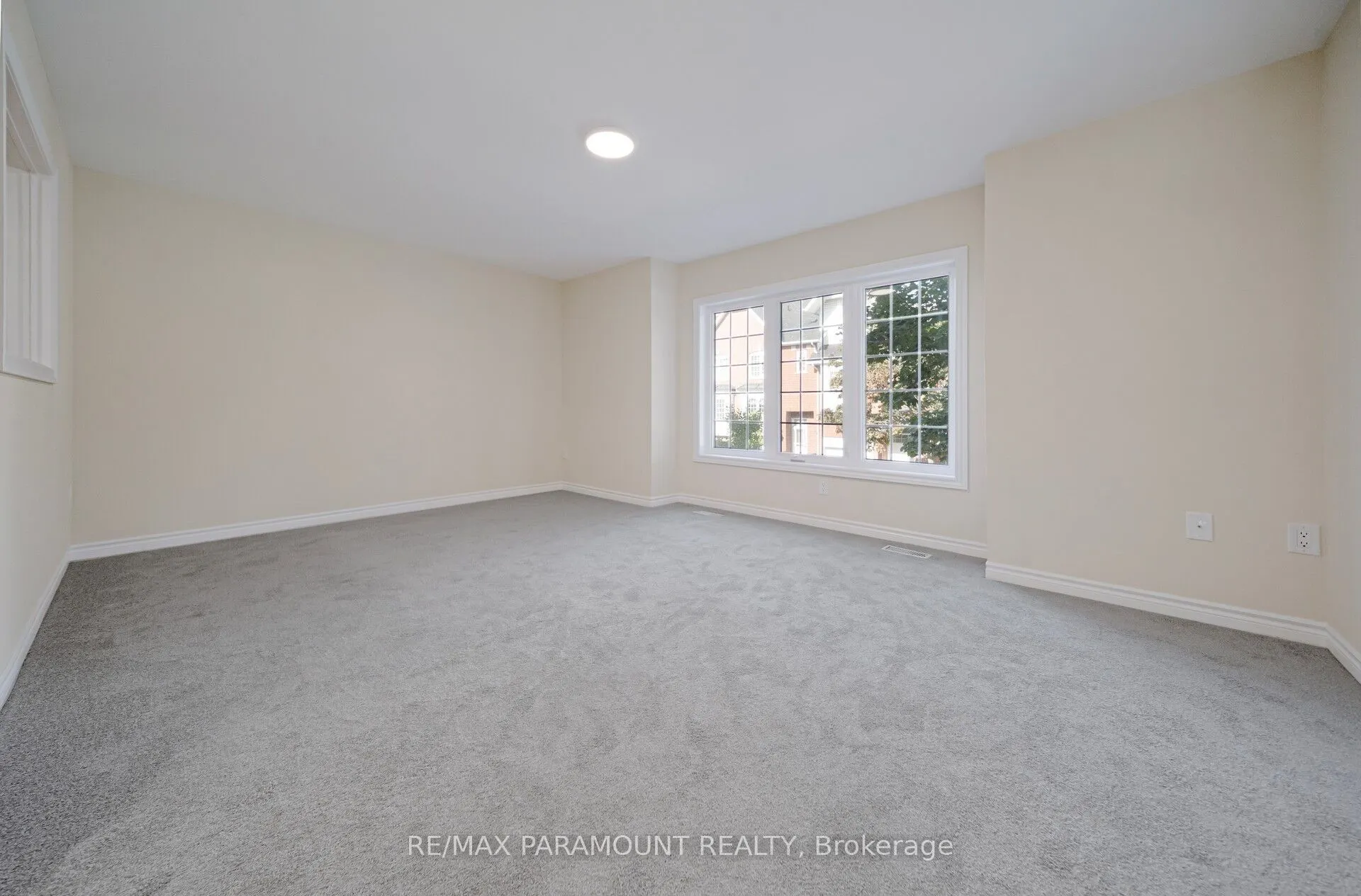 1575 South Parade Court, #37