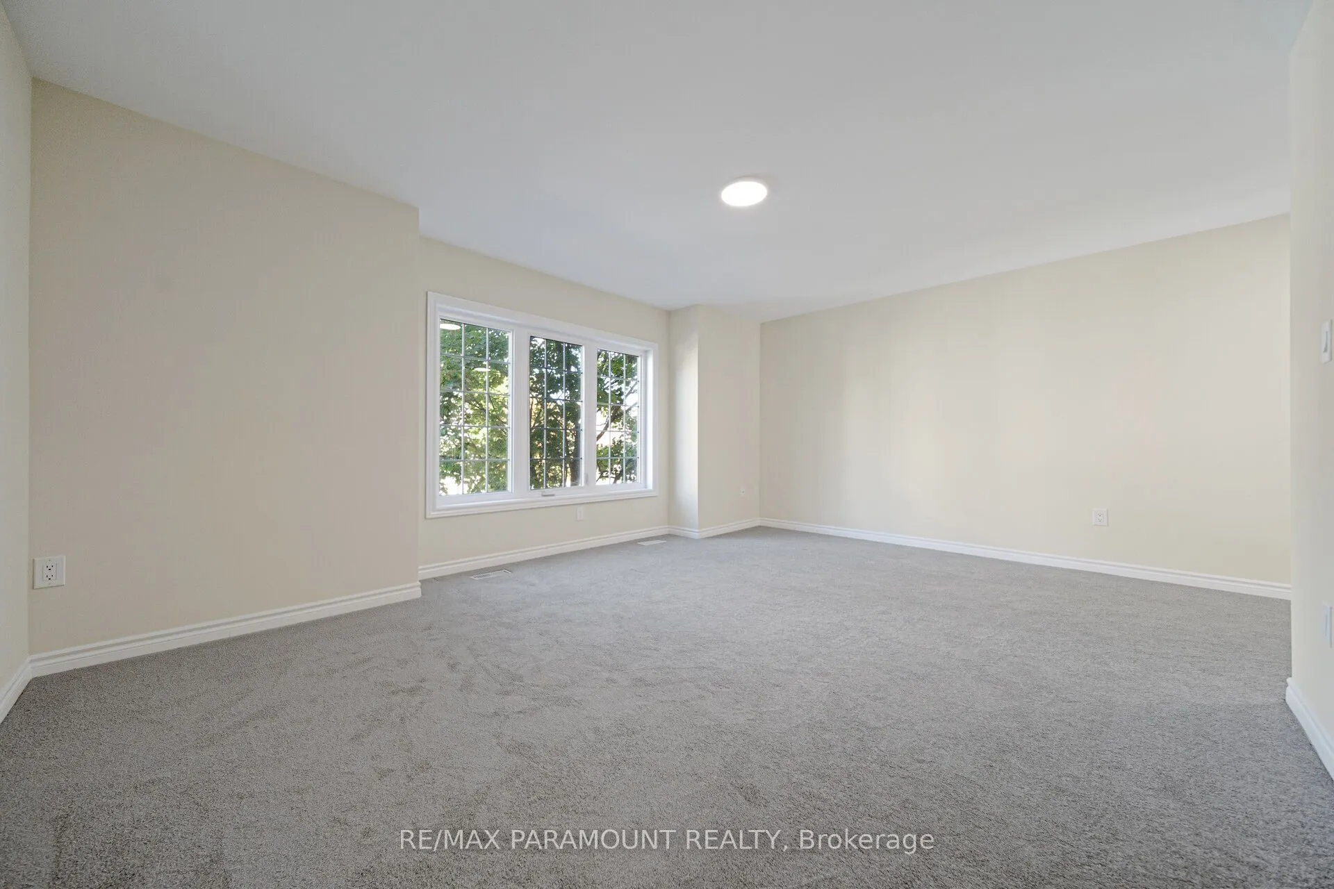 1575 South Parade Court, #37