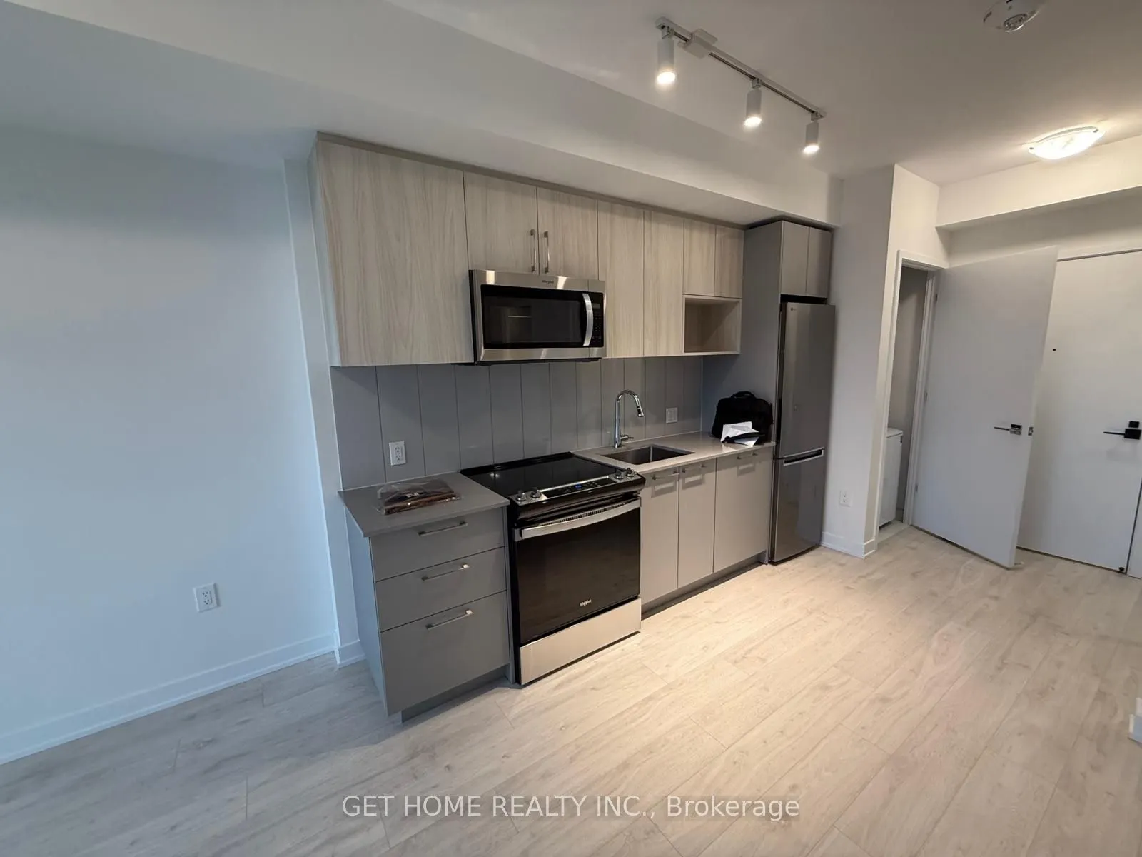 500 Plains Road E, #510