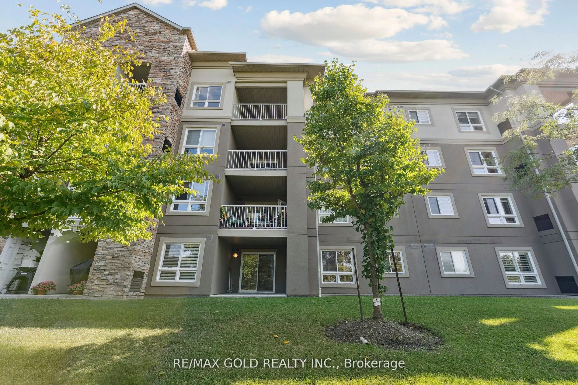 6 Dayspring Circle, #2104