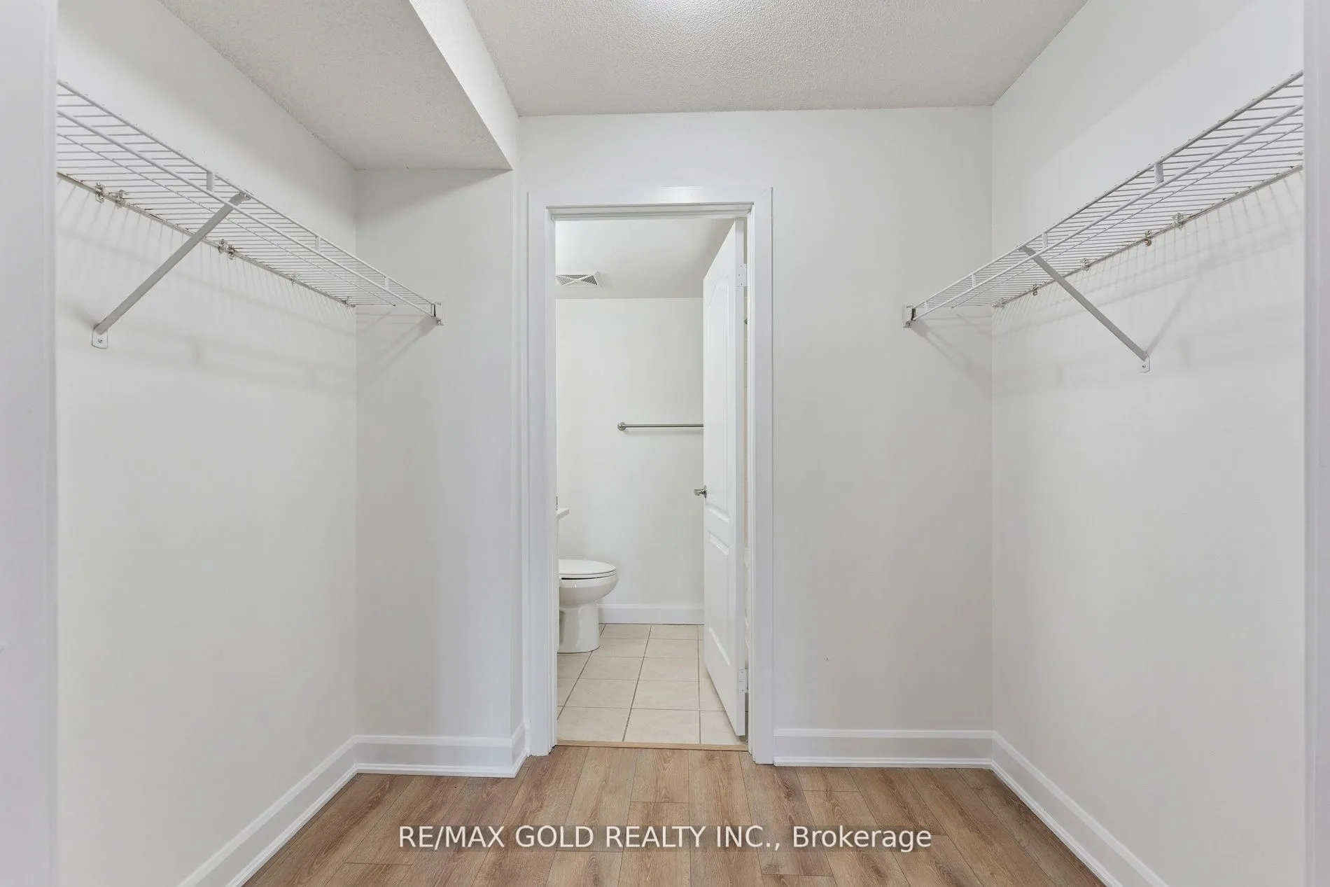 6 Dayspring Circle, #2104