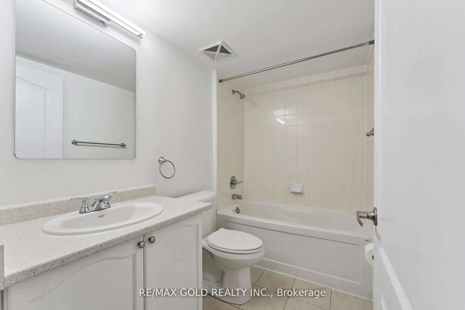 6 Dayspring Circle, #2104