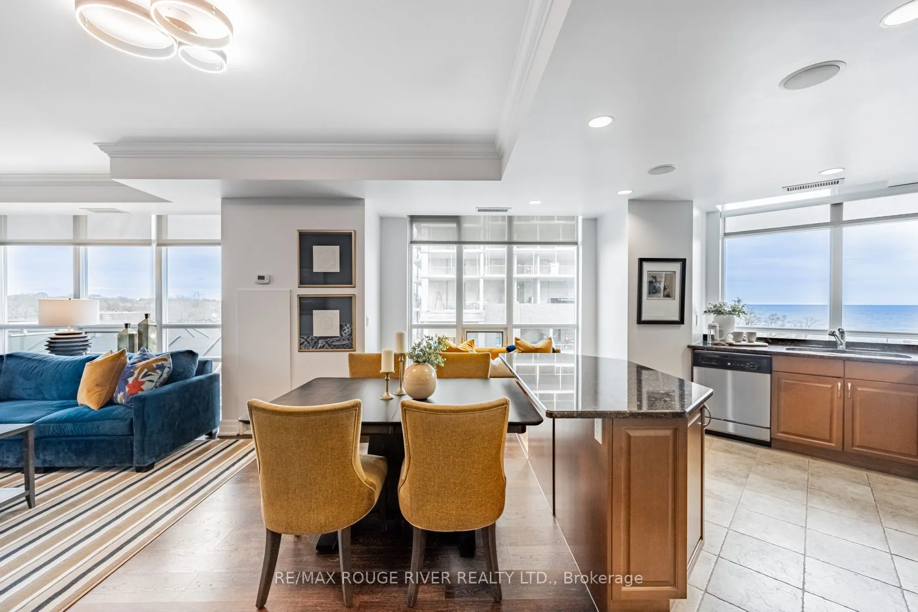 360 Pearl Street, #601