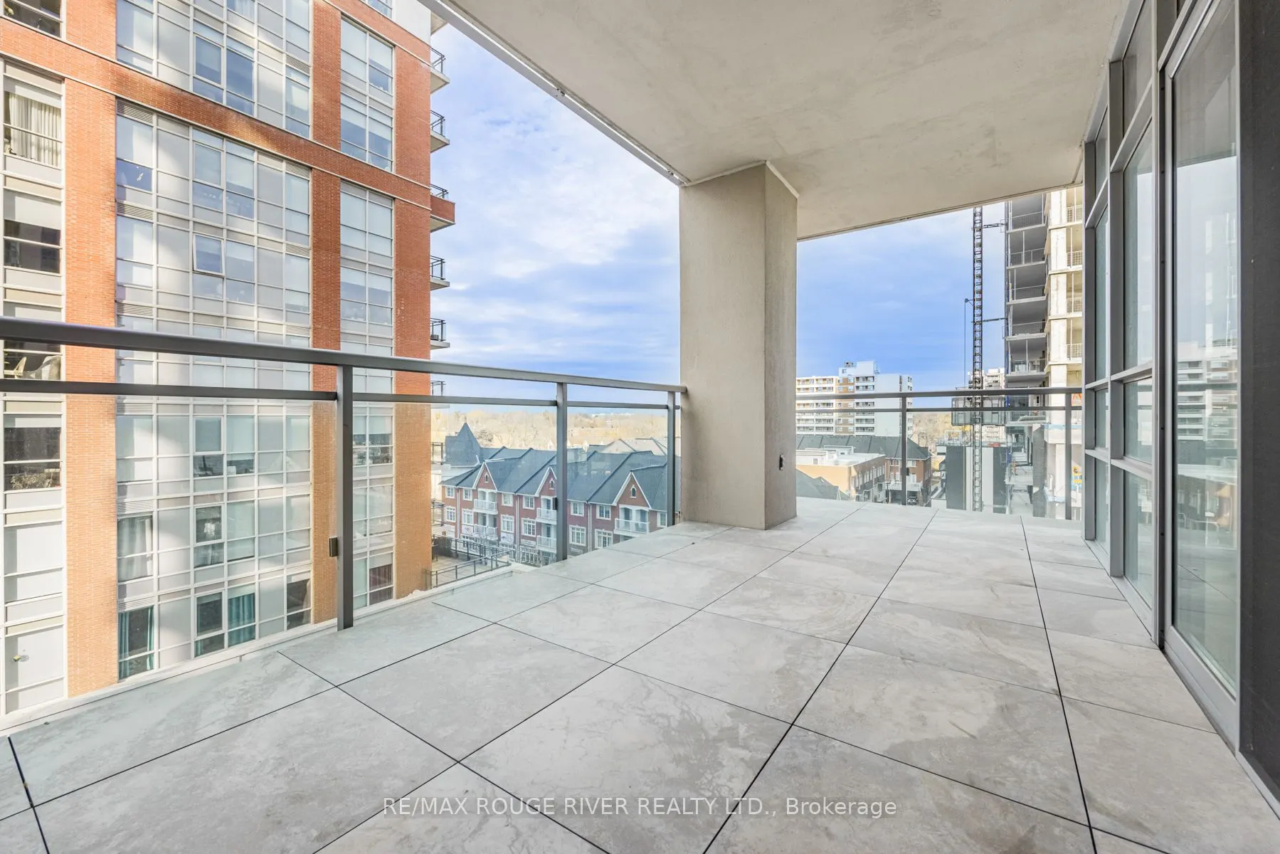 360 Pearl Street, #601