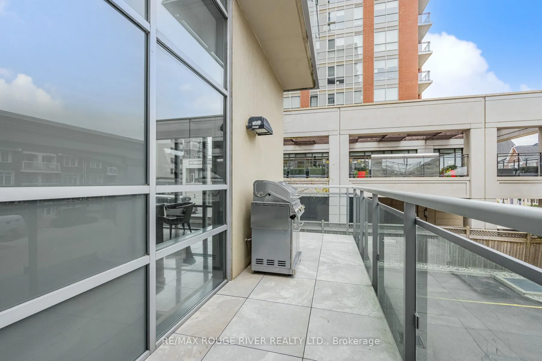 360 Pearl Street, #601