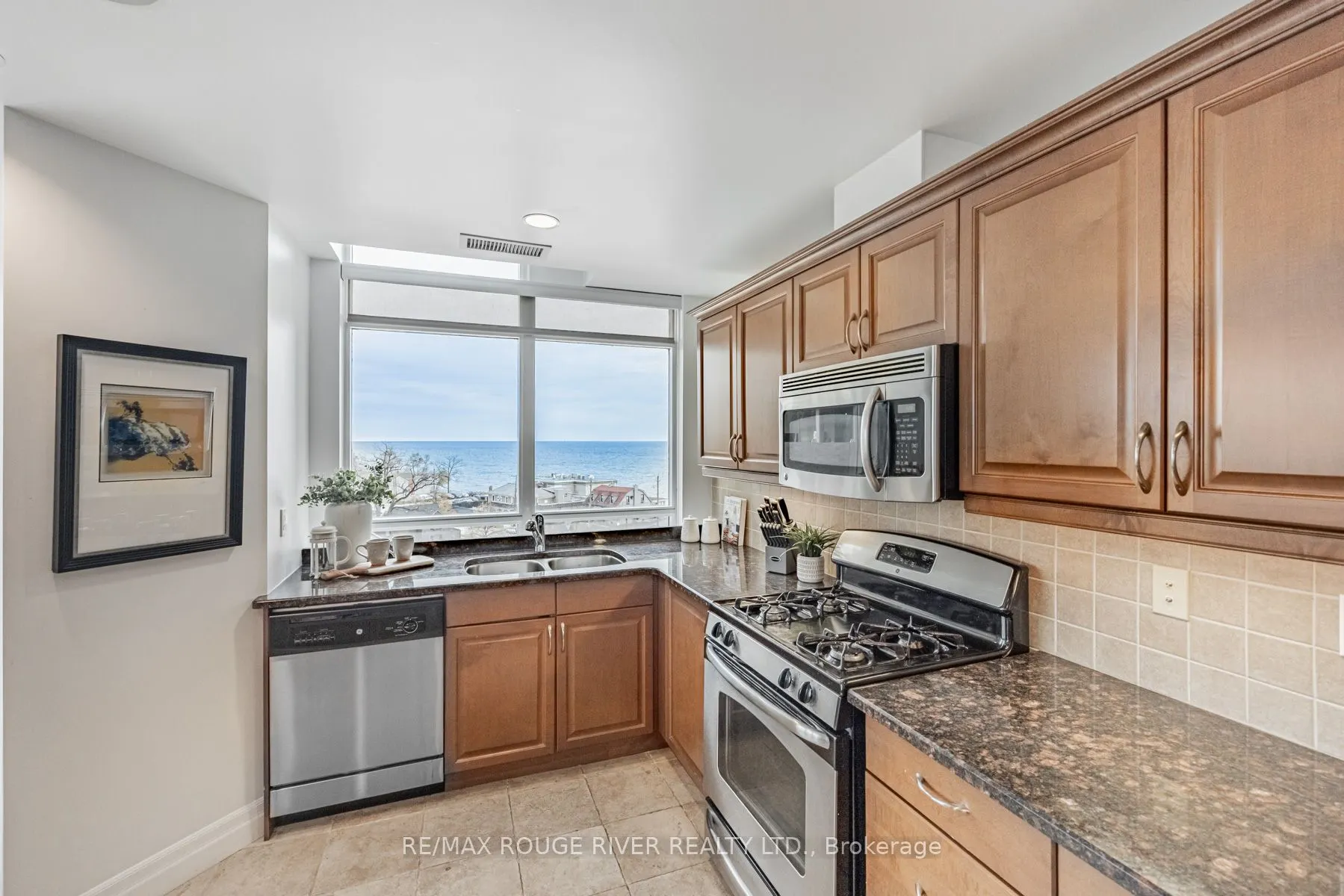 360 Pearl Street, #601