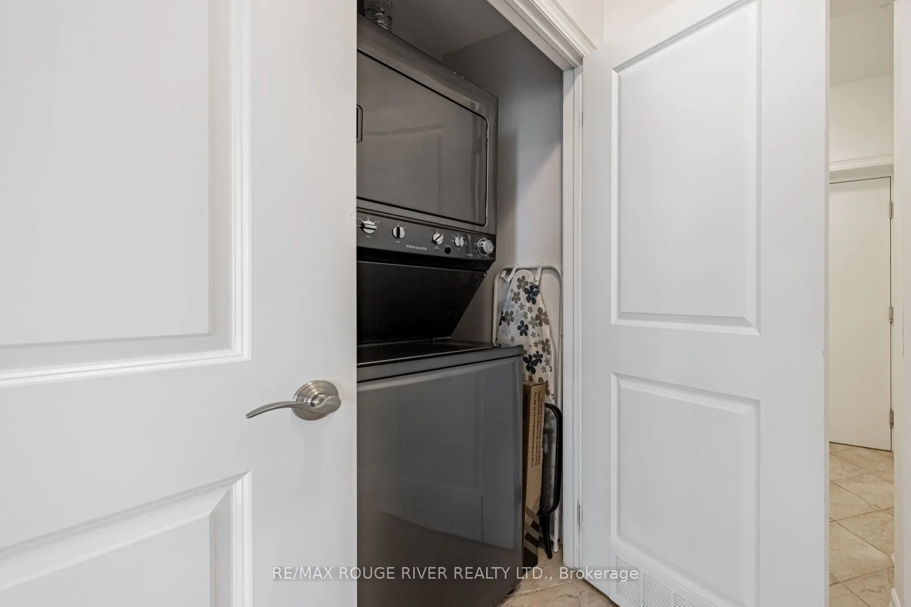 360 Pearl Street, #601