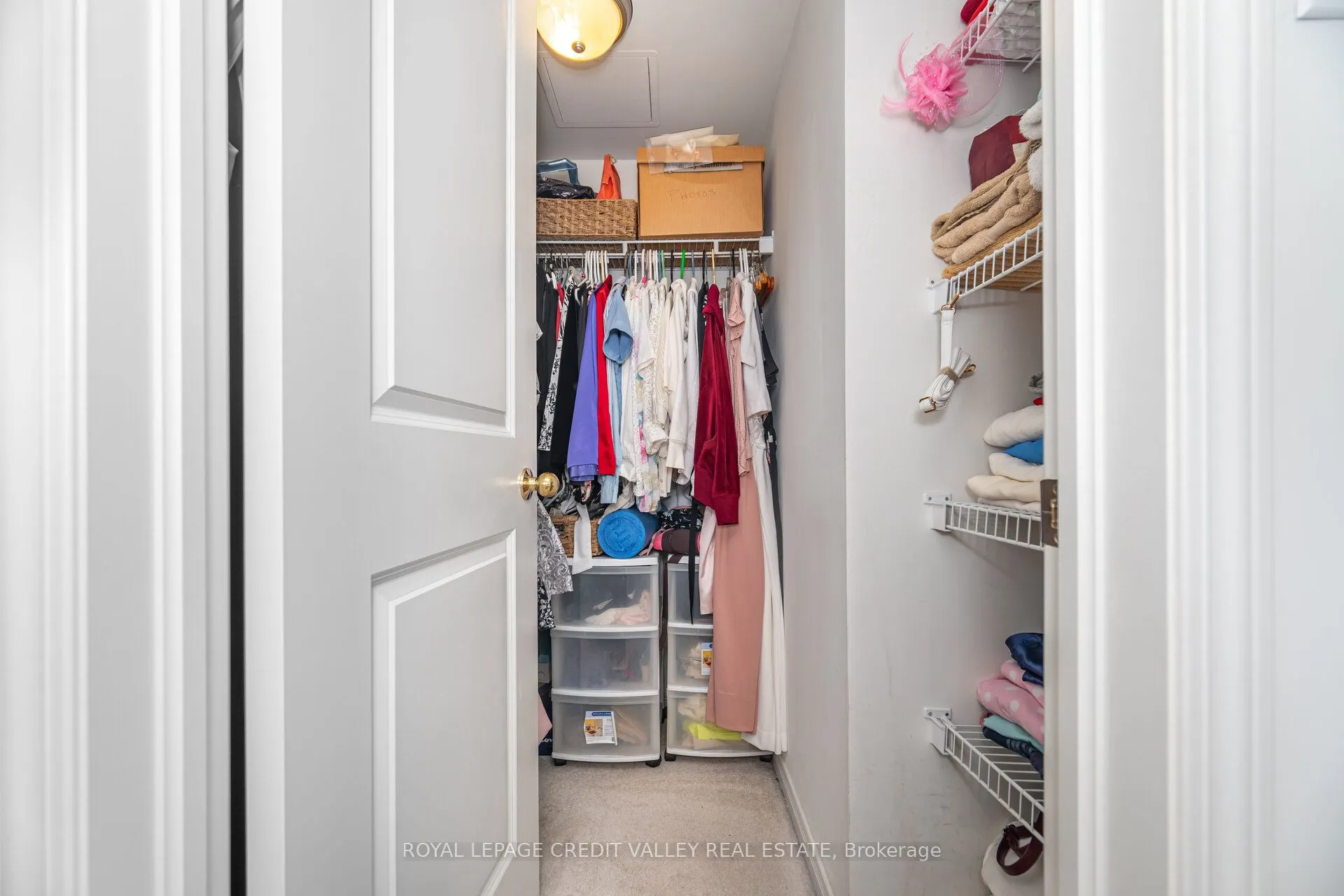 9 George Street N, #2407