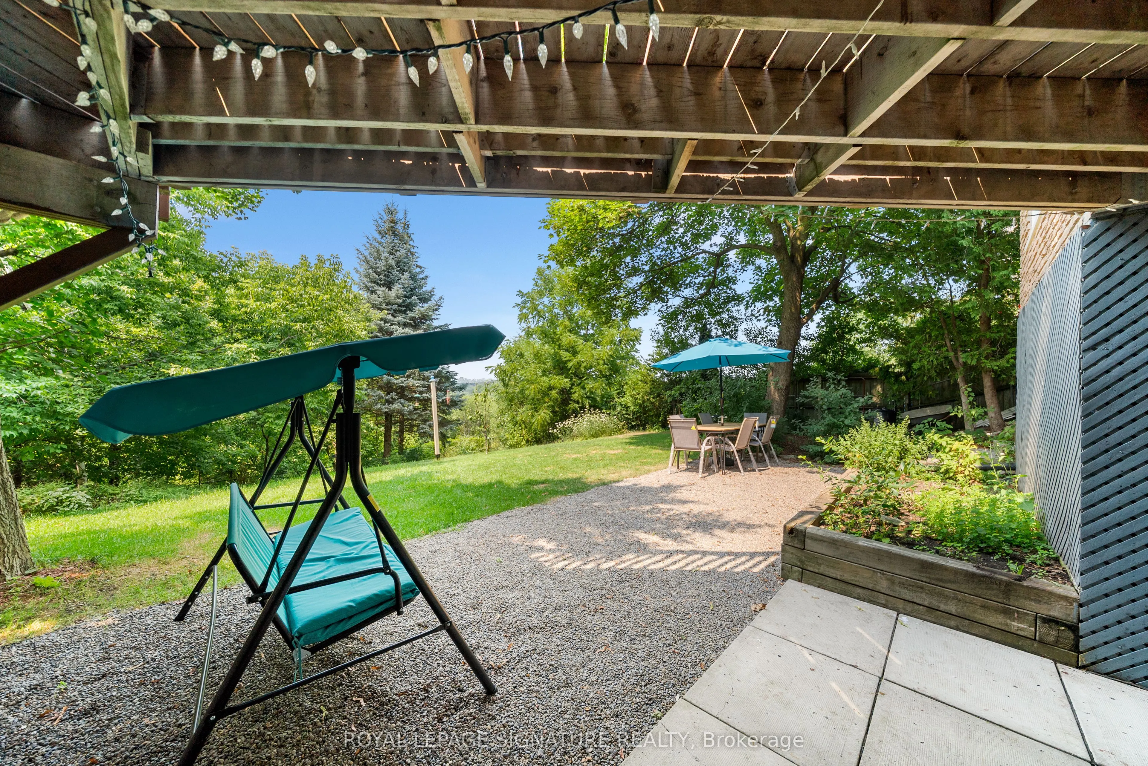 134 Ridgebank Court, #Lower