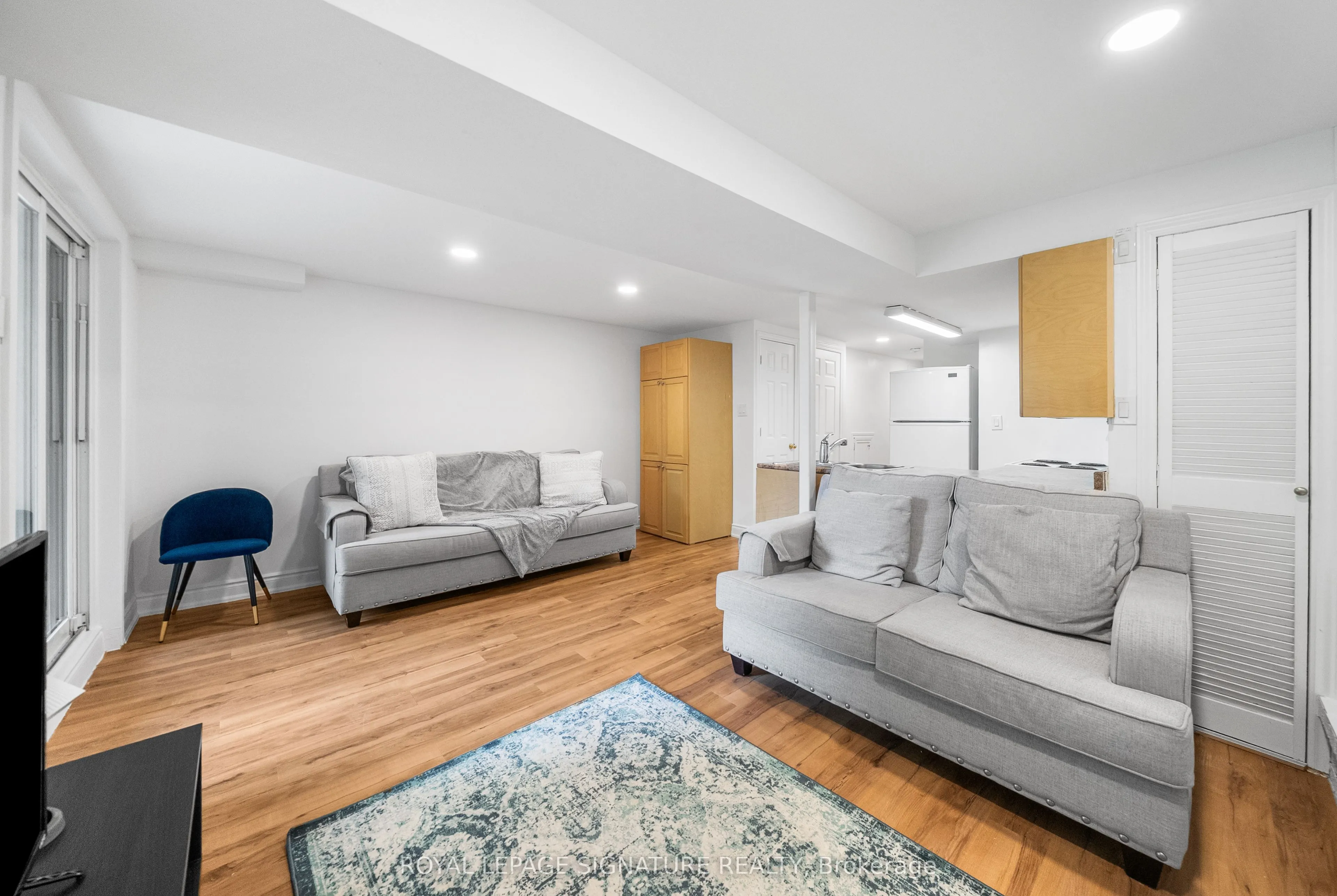 134 Ridgebank Court, #Lower