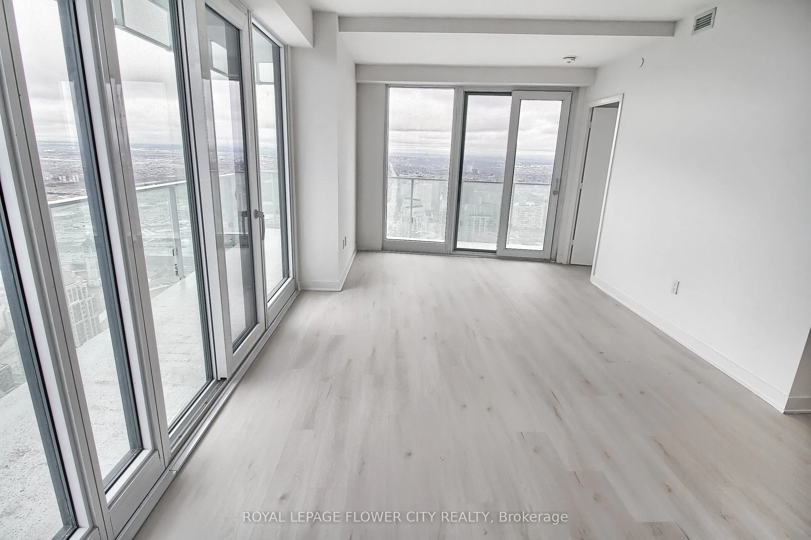 3900 Confederation Parkway, #5704