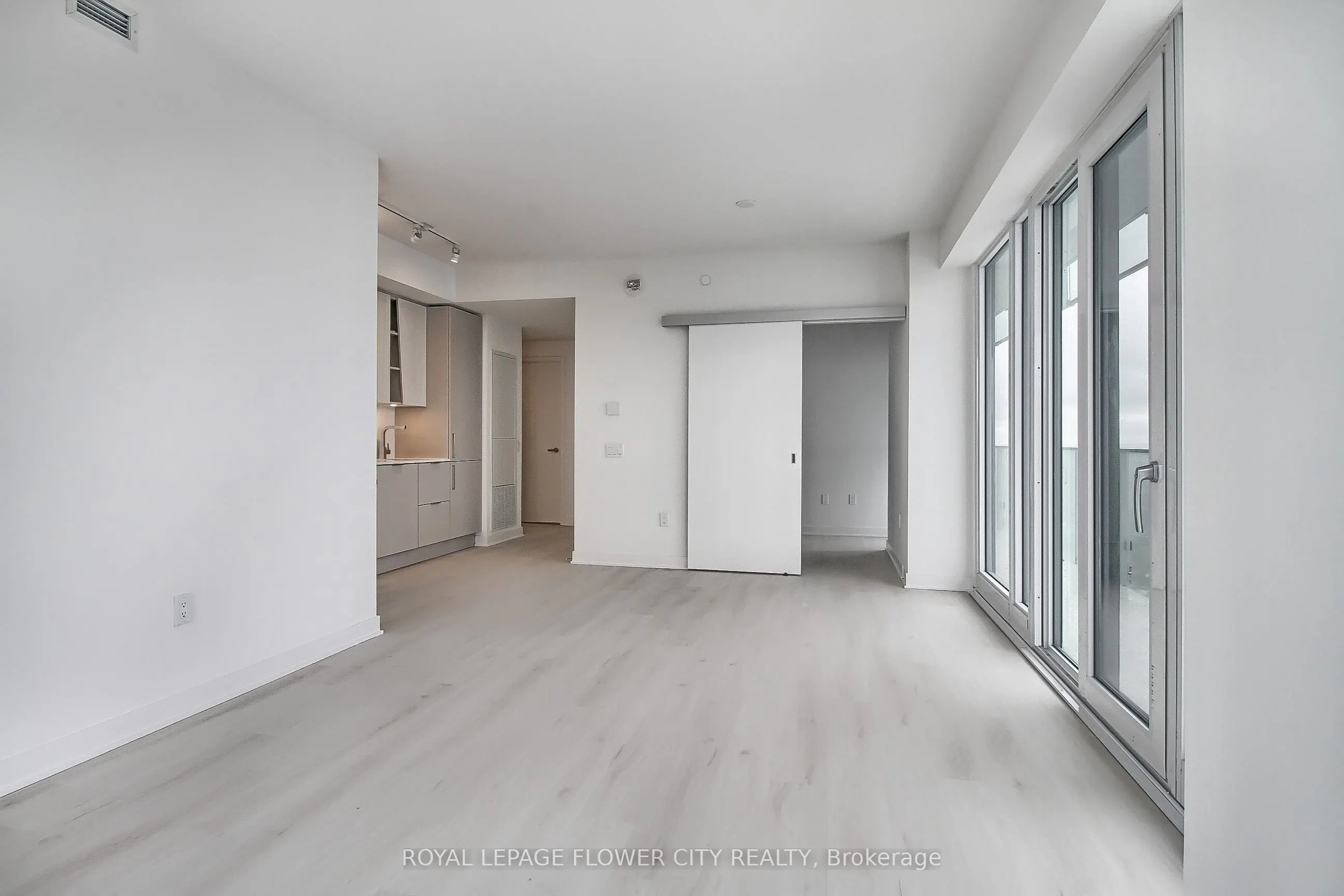 3900 Confederation Parkway, #5704