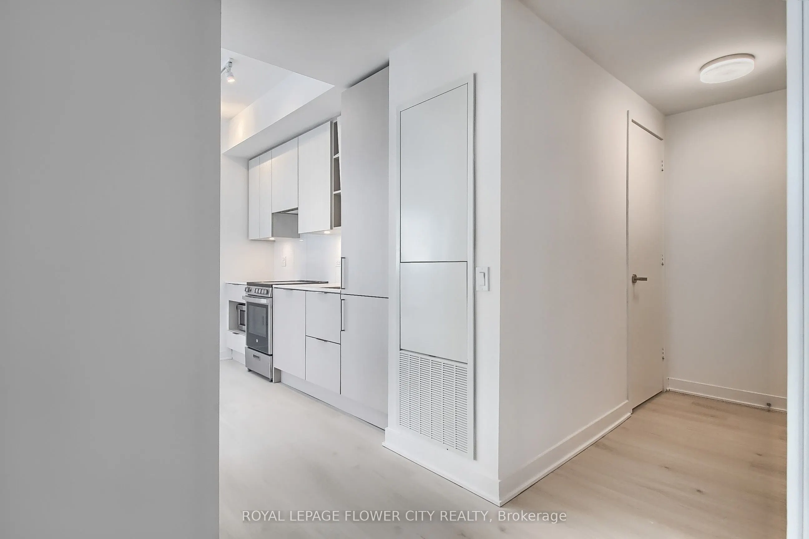 3900 Confederation Parkway, #5704