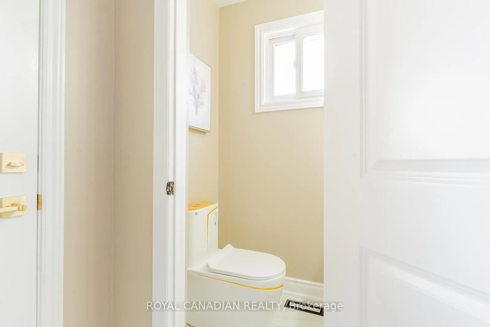 60 Cherrytree Drive W