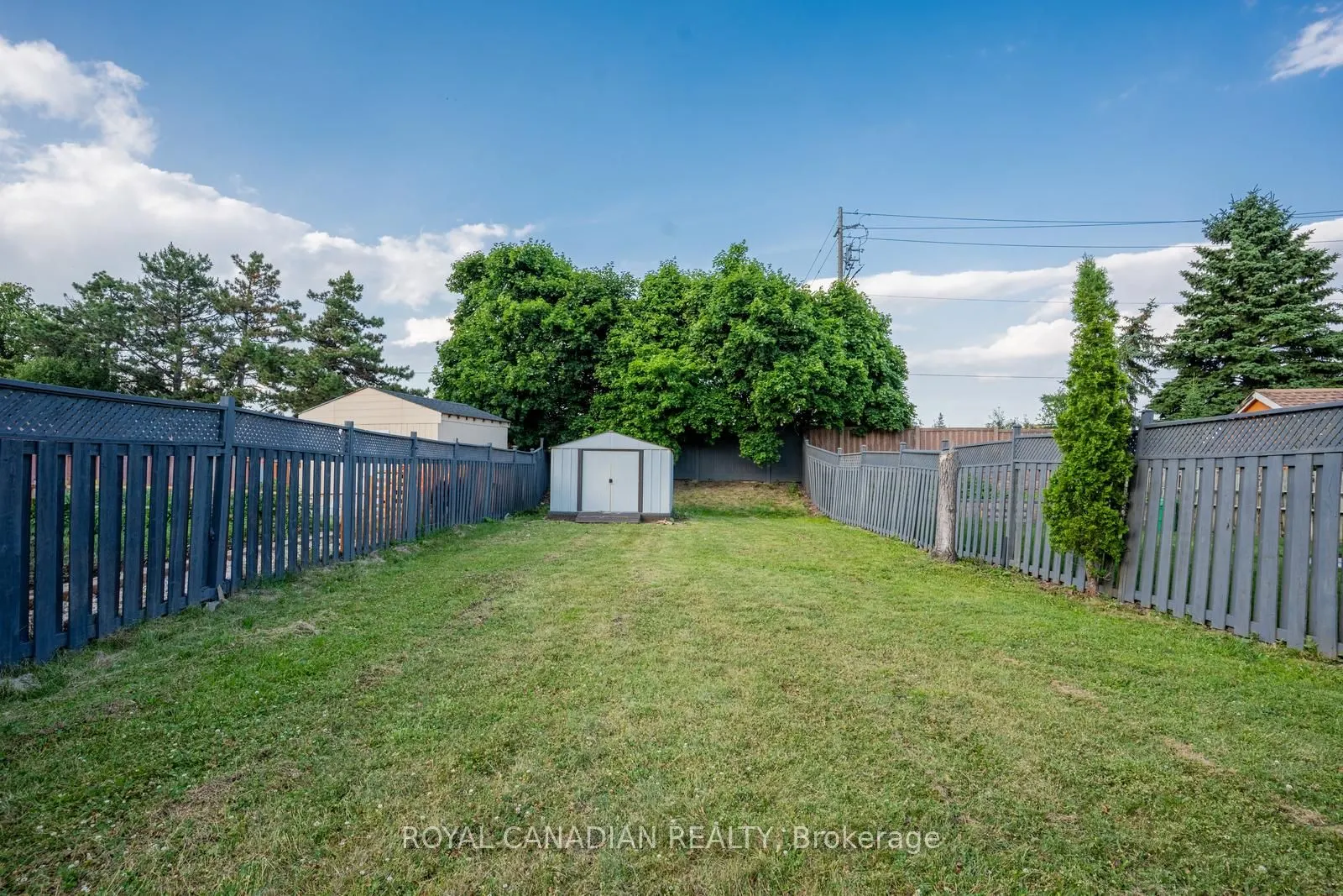 60 Cherrytree Drive W