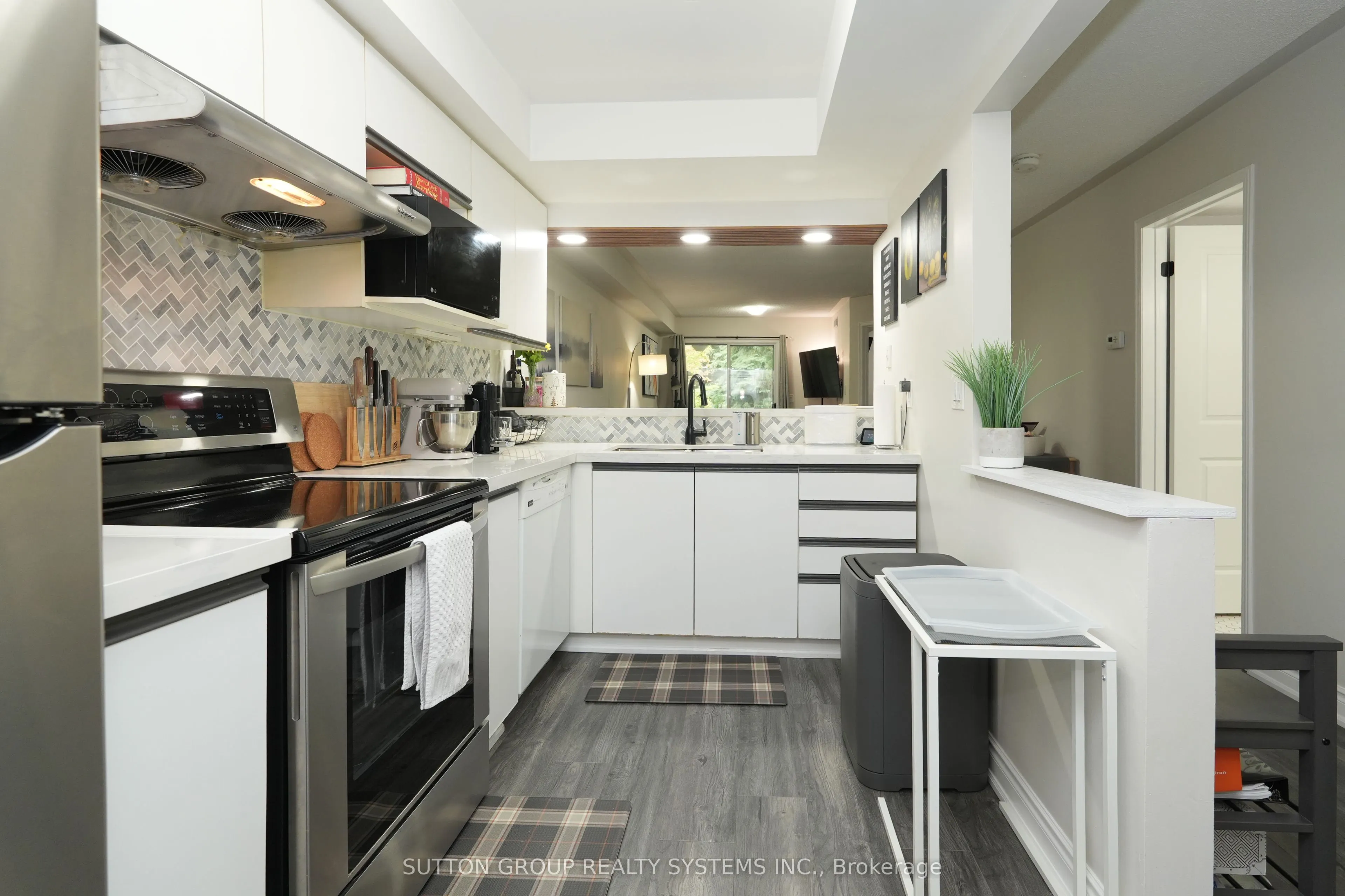 103 Bristol Road E, #183