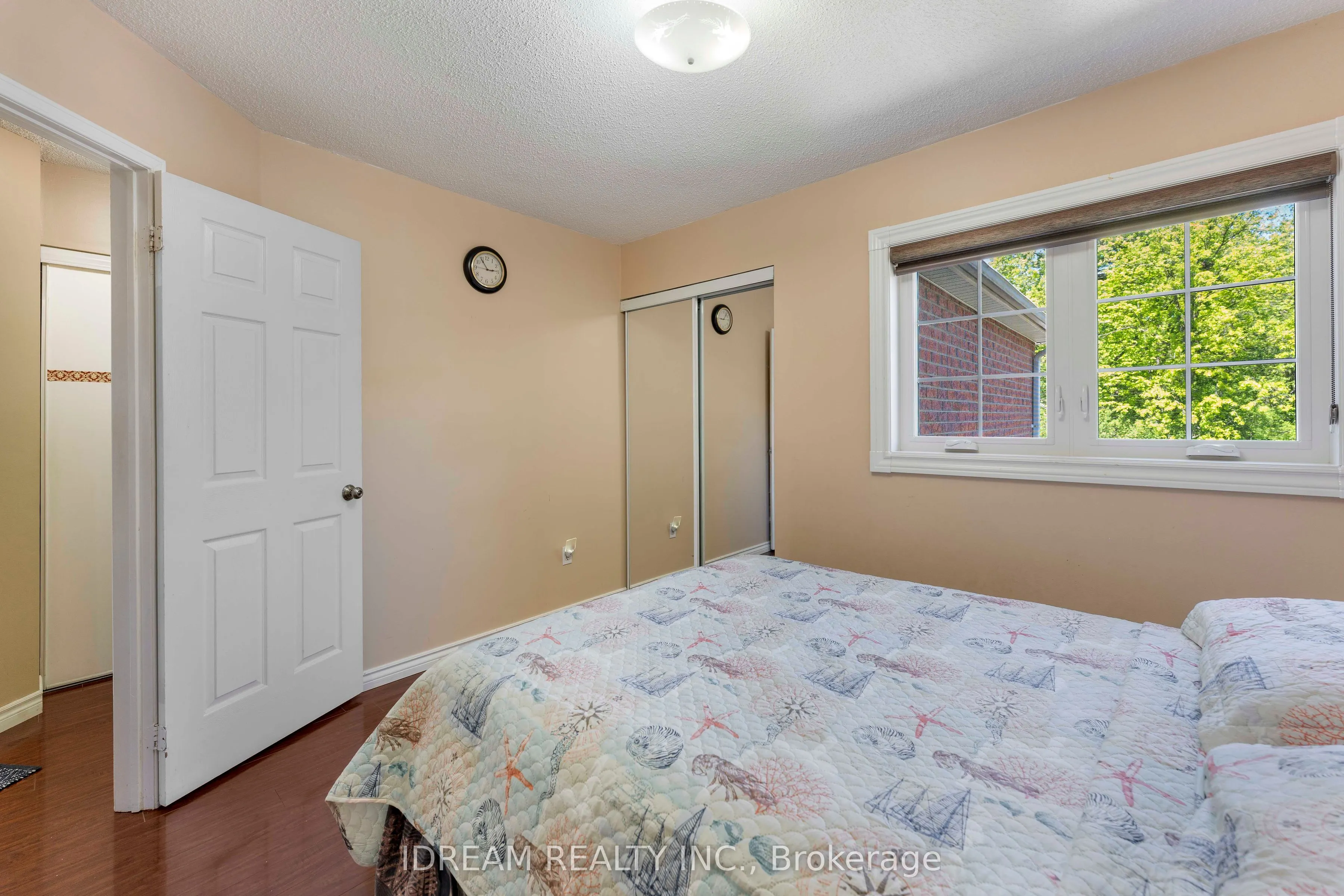 42 Mccleave Crescent