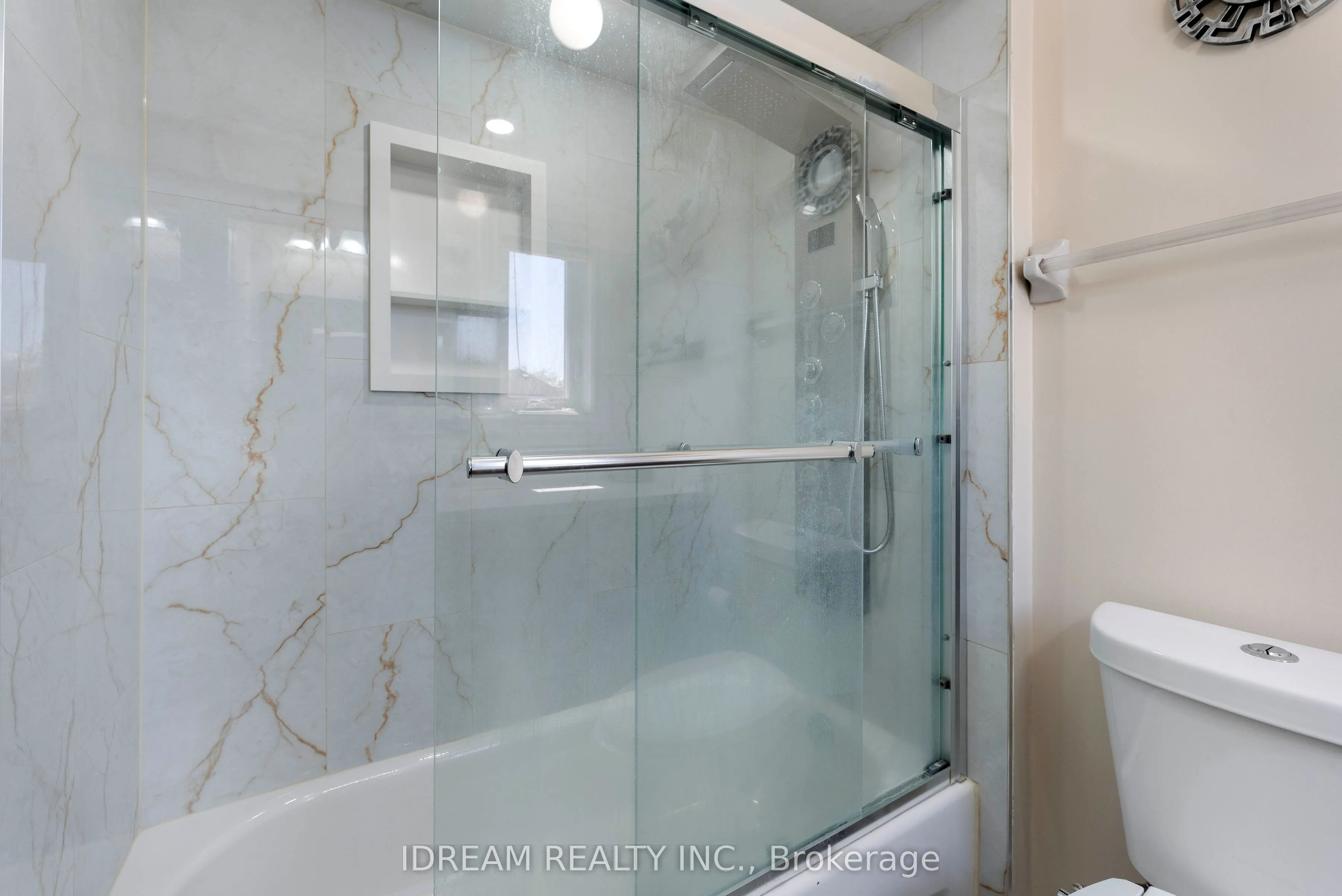 42 Mccleave Crescent