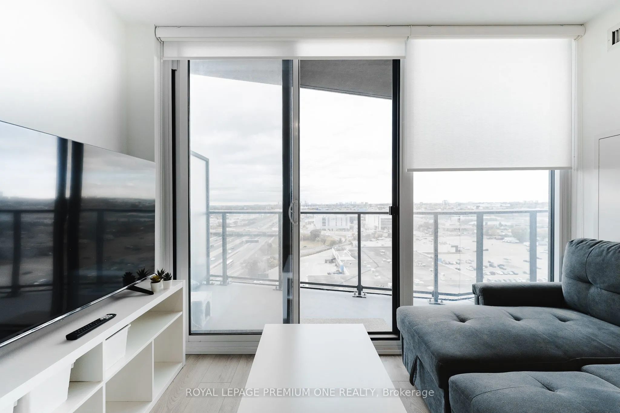 36 Zorra Street, #1402