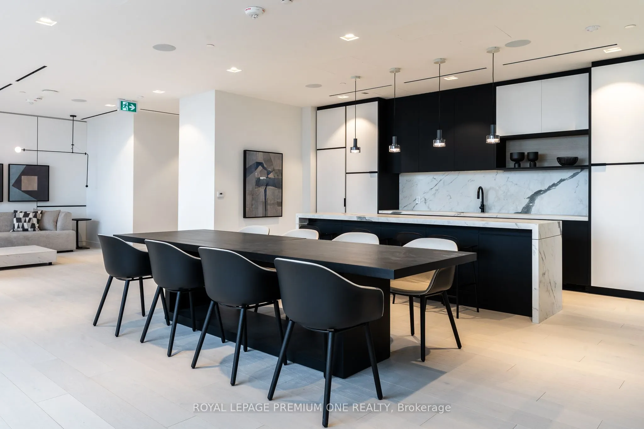 36 Zorra Street, #1402