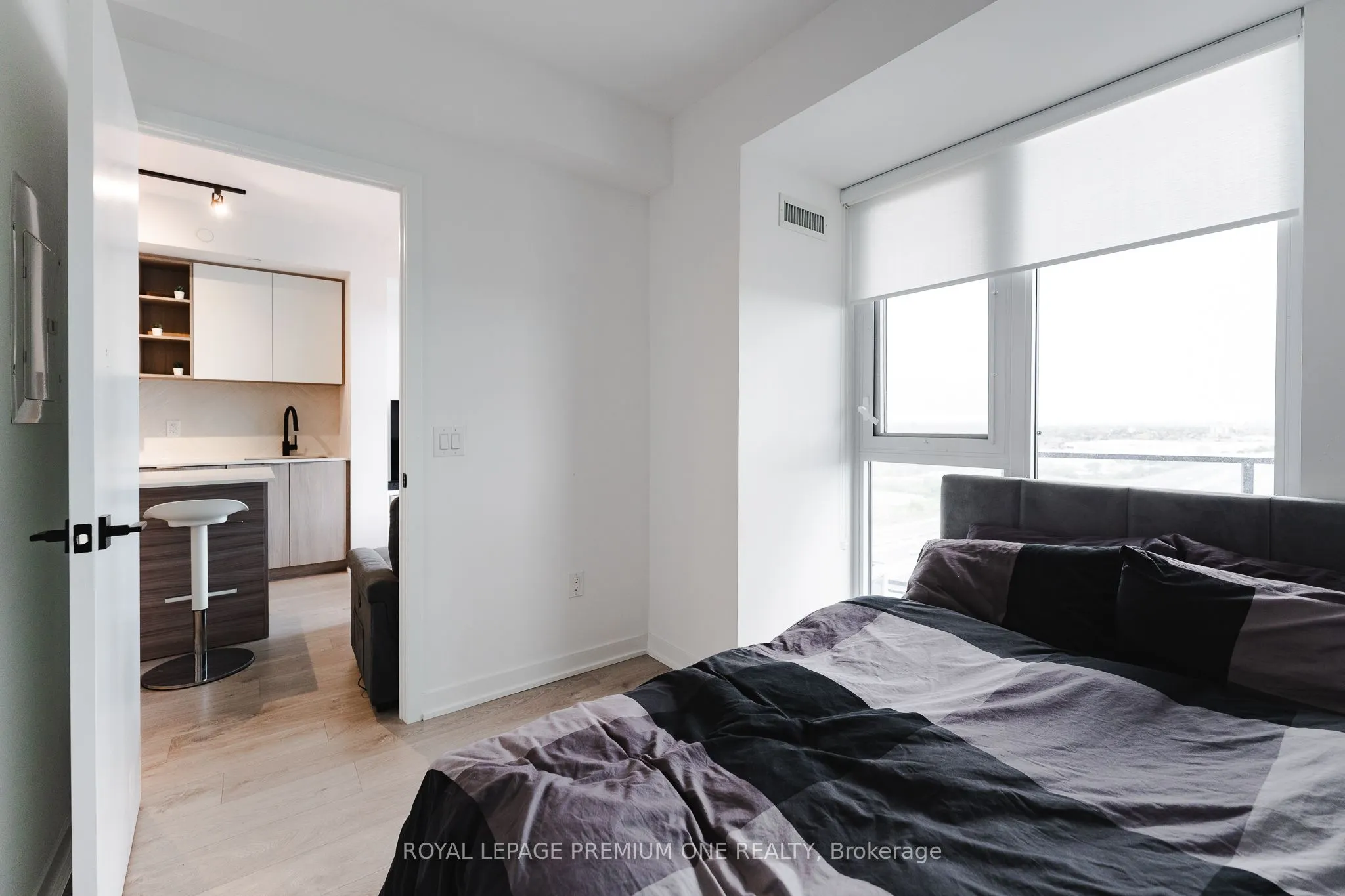 36 Zorra Street, #1402