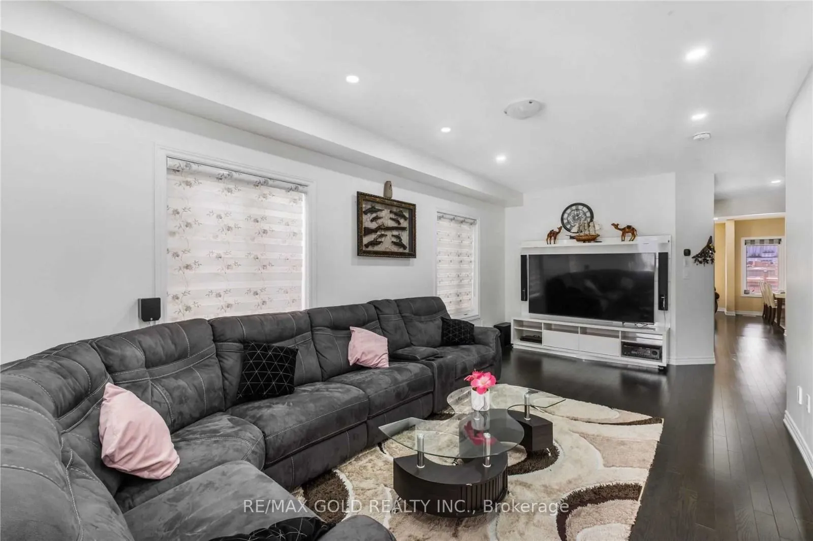 23 Action Drive, #Upper