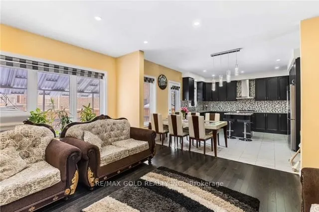 23 Action Drive, #Upper