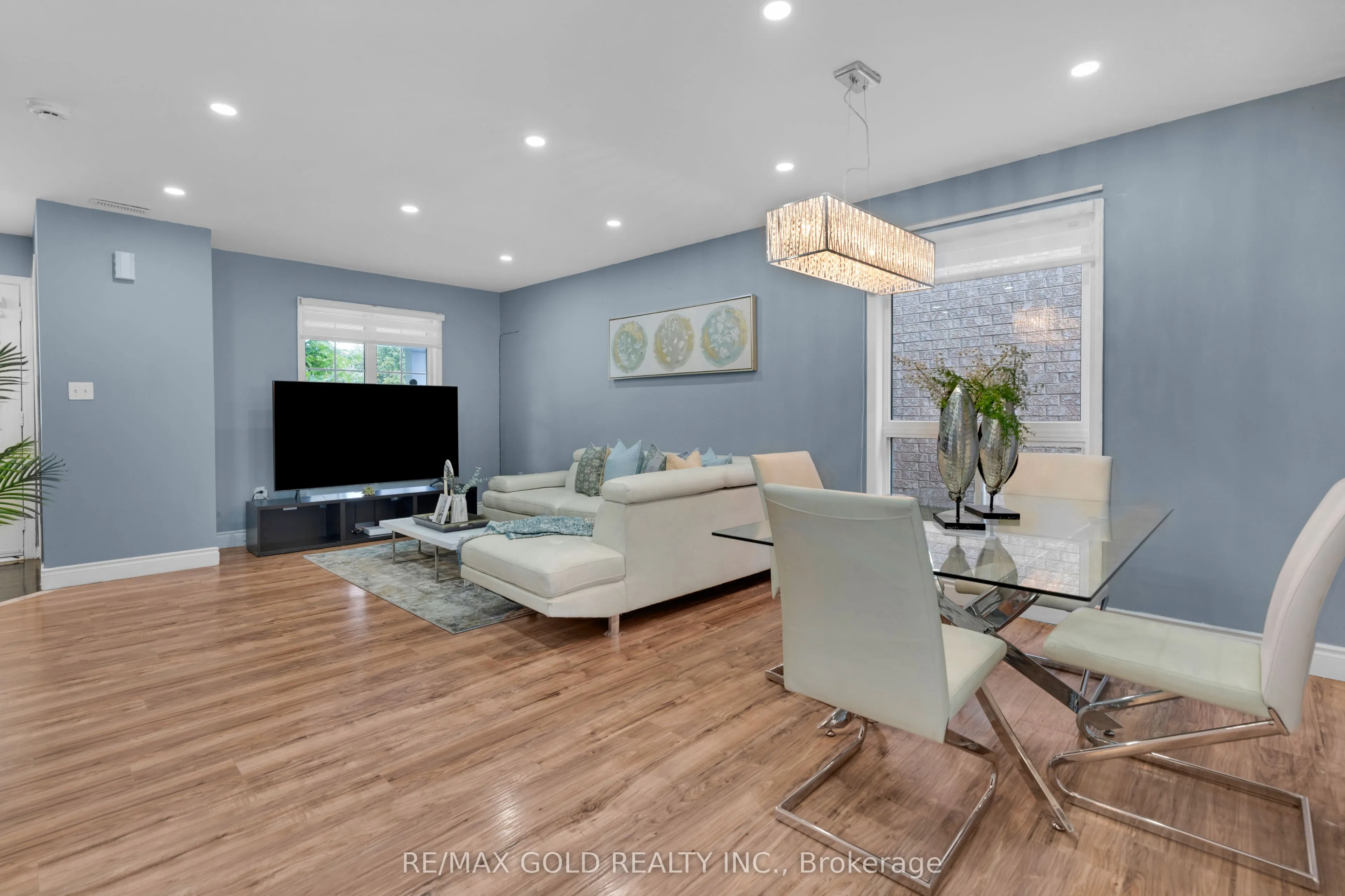 30 Worthington Avenue