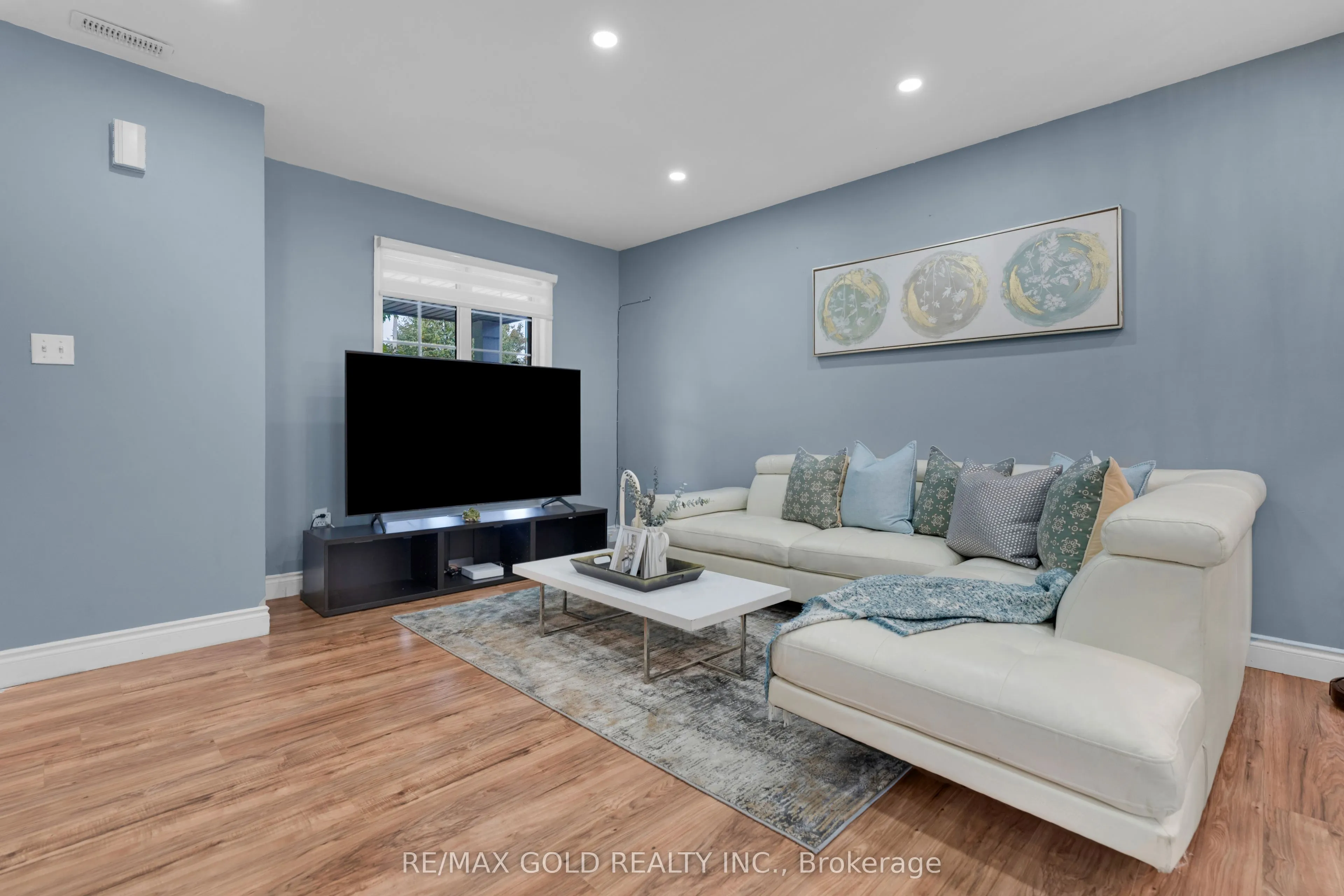 30 Worthington Avenue