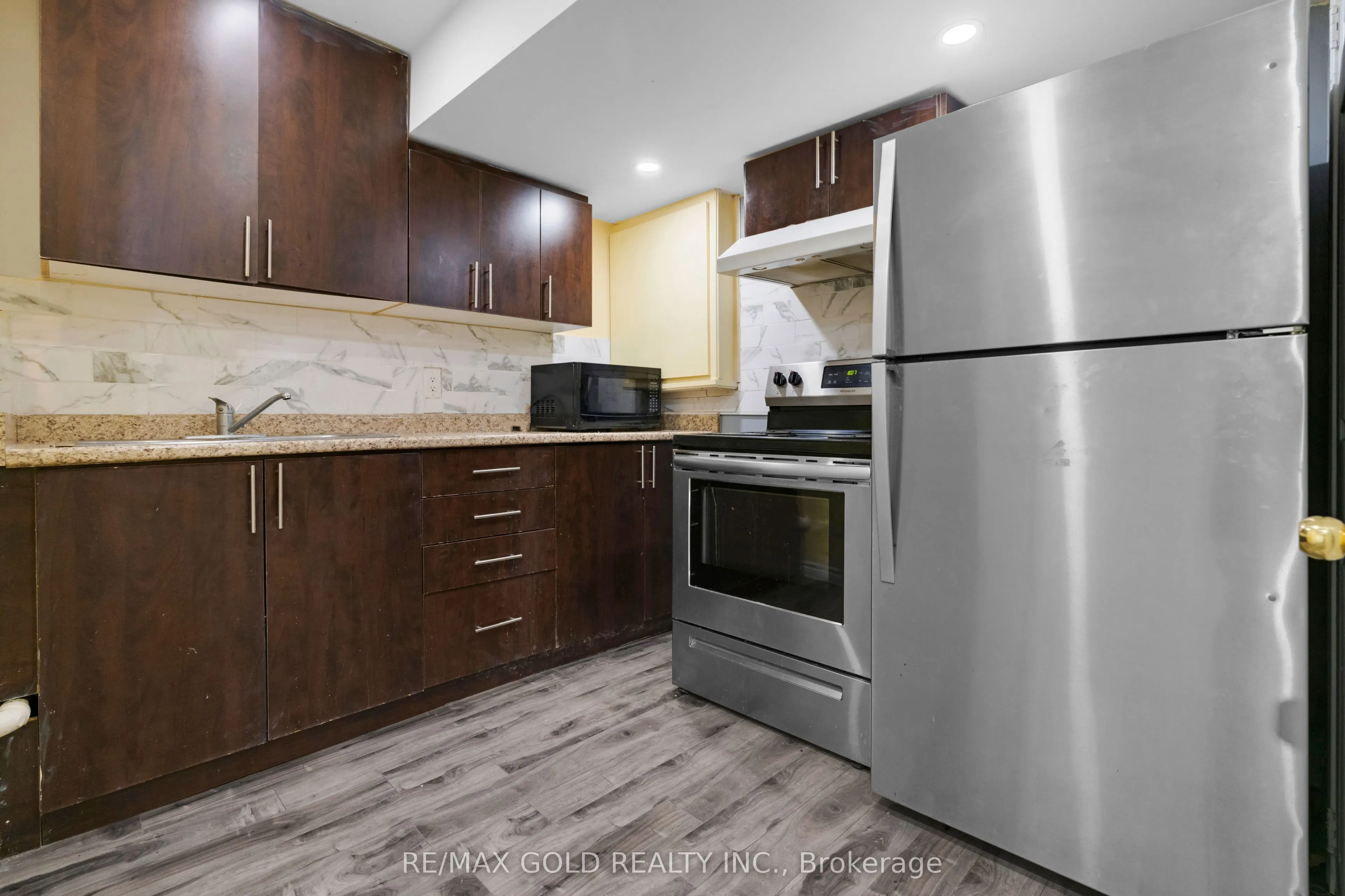 30 Worthington Avenue