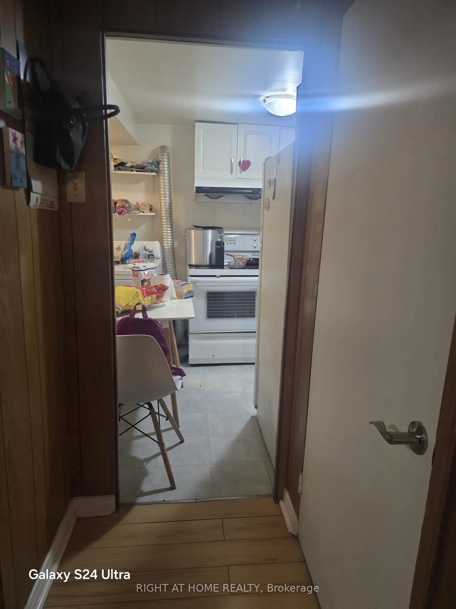 14 Tofield Crescent, #Lower/Basement