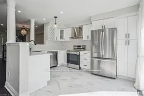 3166 Stornoway Circle E