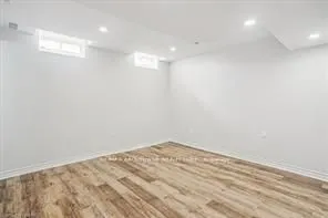 3166 Stornoway Circle E