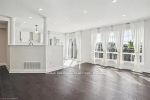 3166 Stornoway Circle E