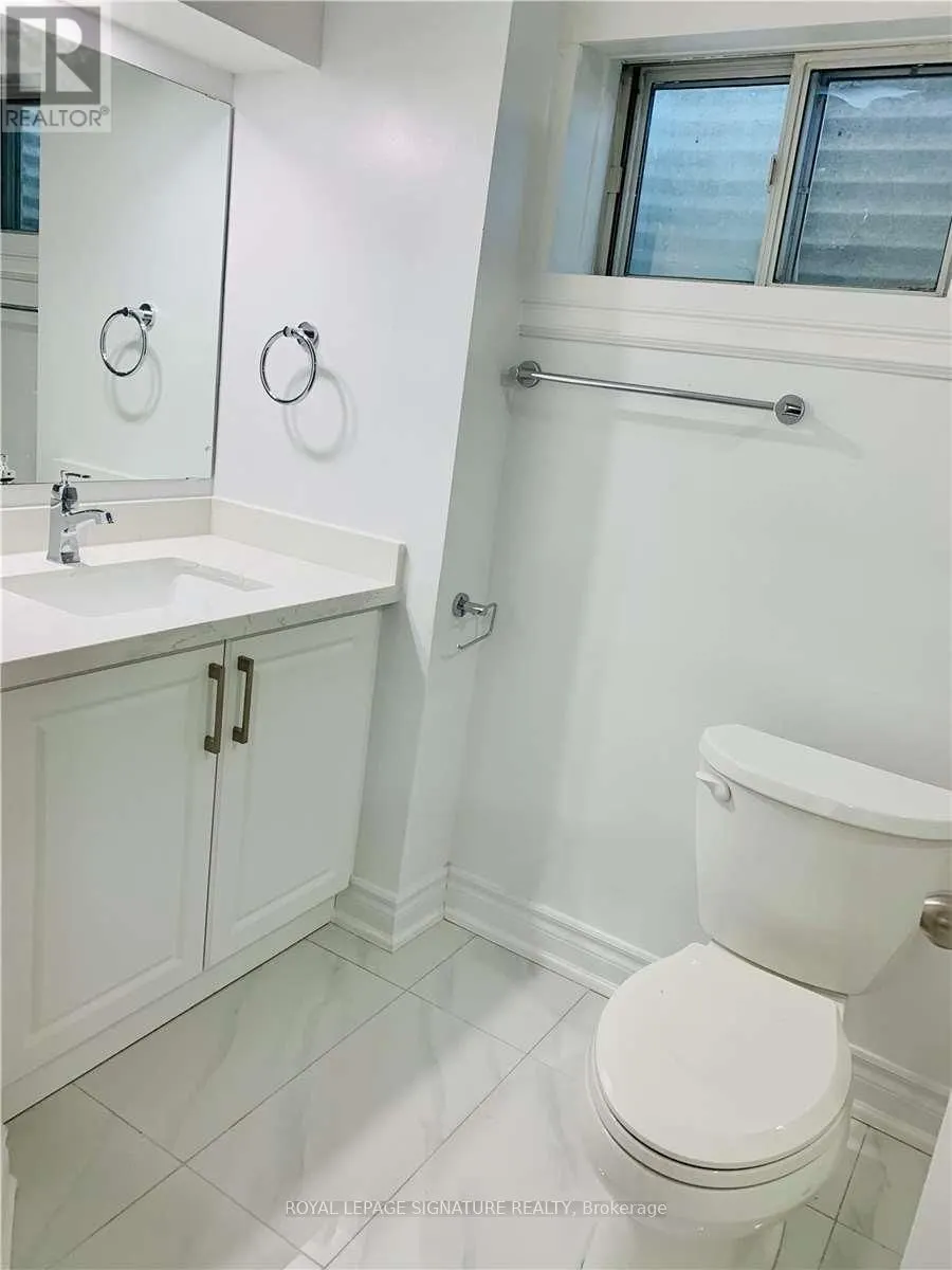 23 Lynmont Road, #Lower