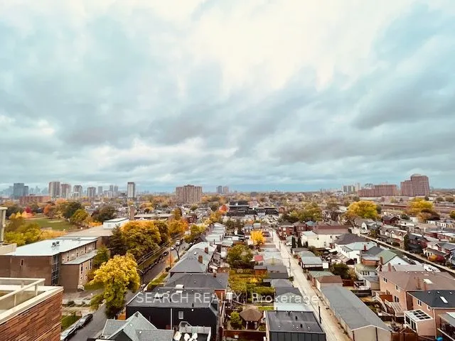 1787 St Clair Avenue W, #1109