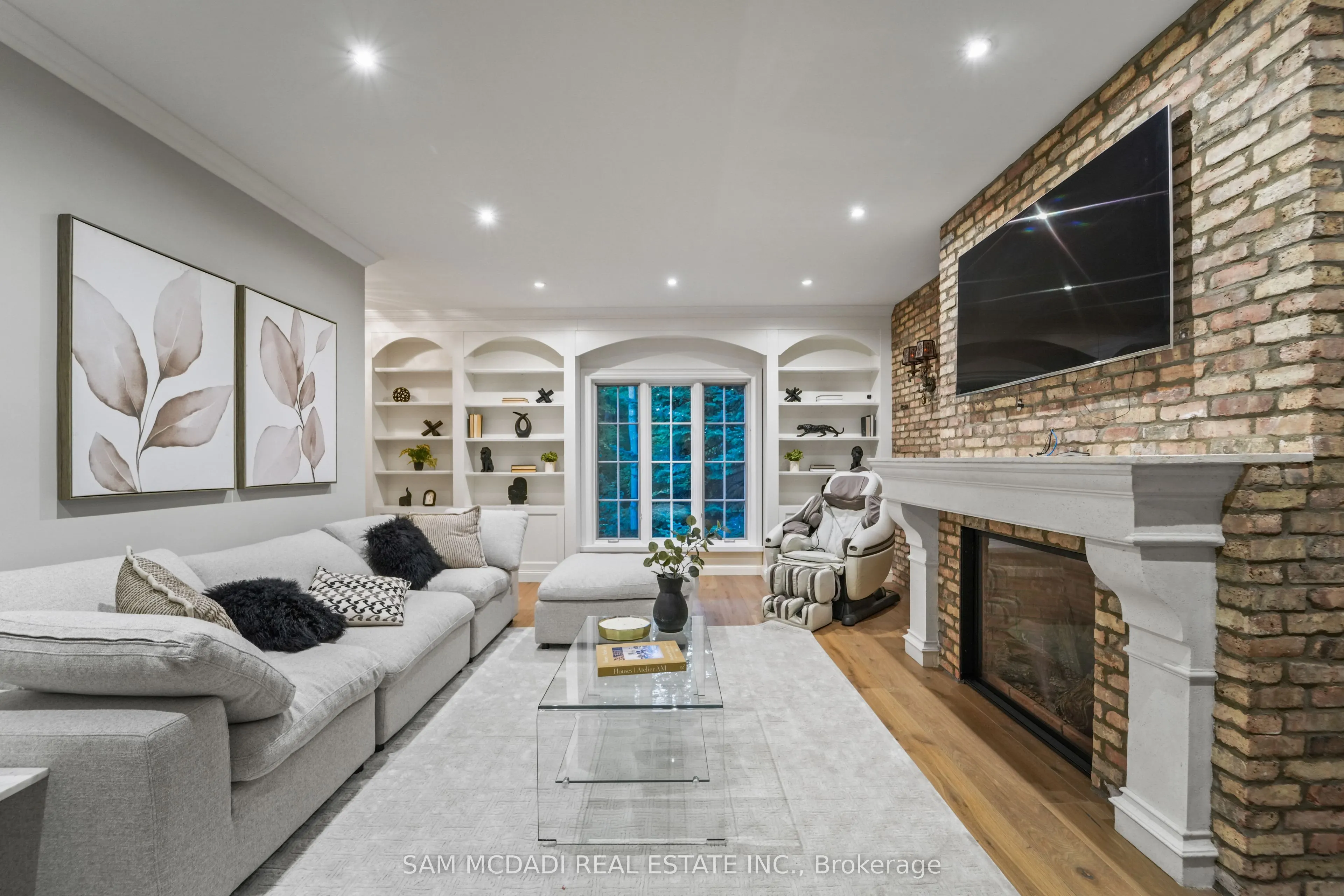 2025 Heartwood Court