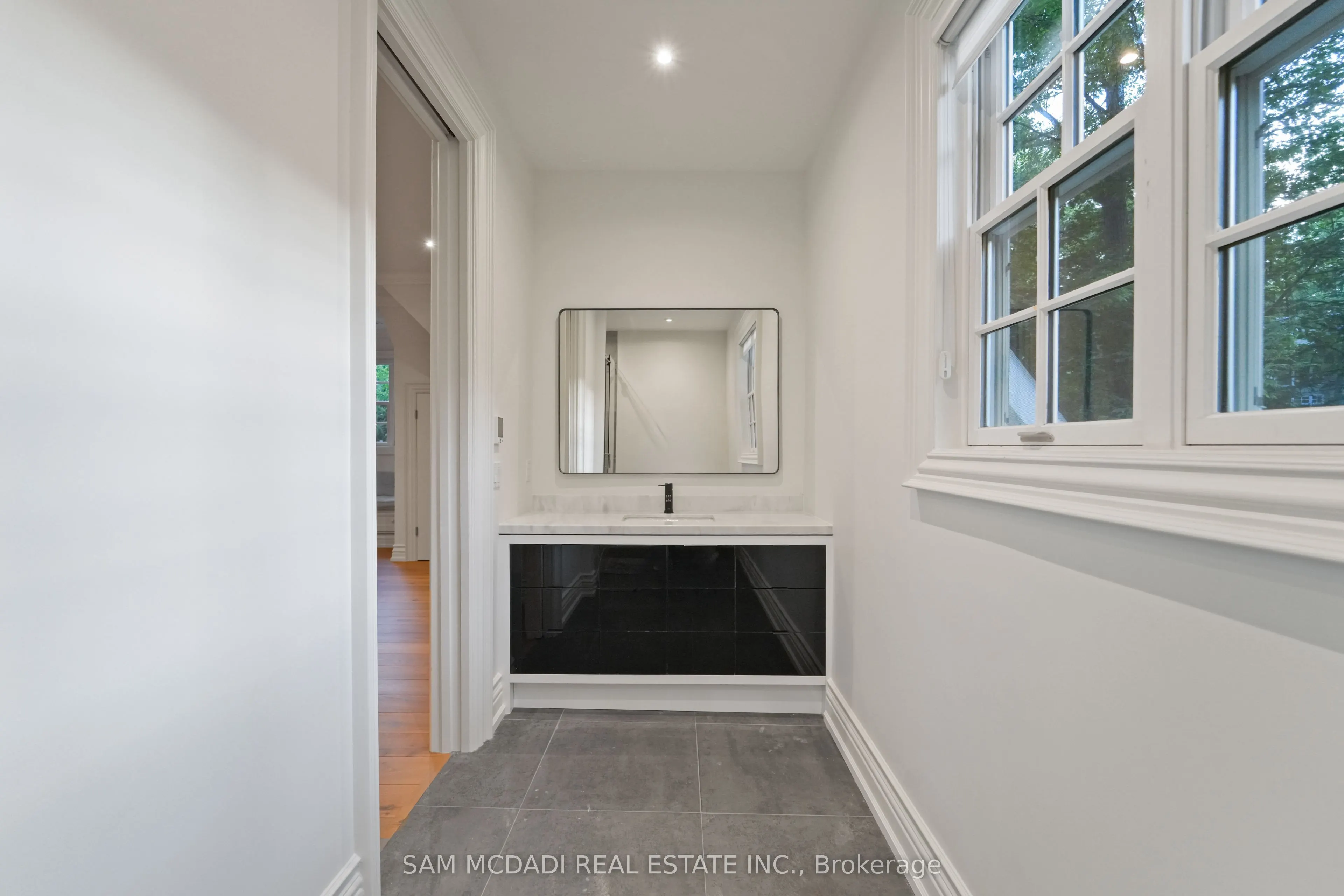 2025 Heartwood Court