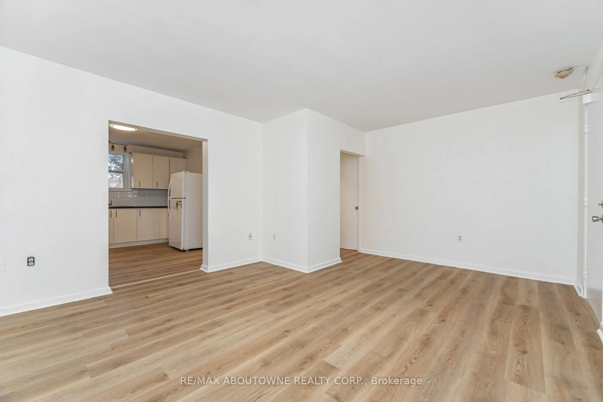 2144 Lilnan Court, #4