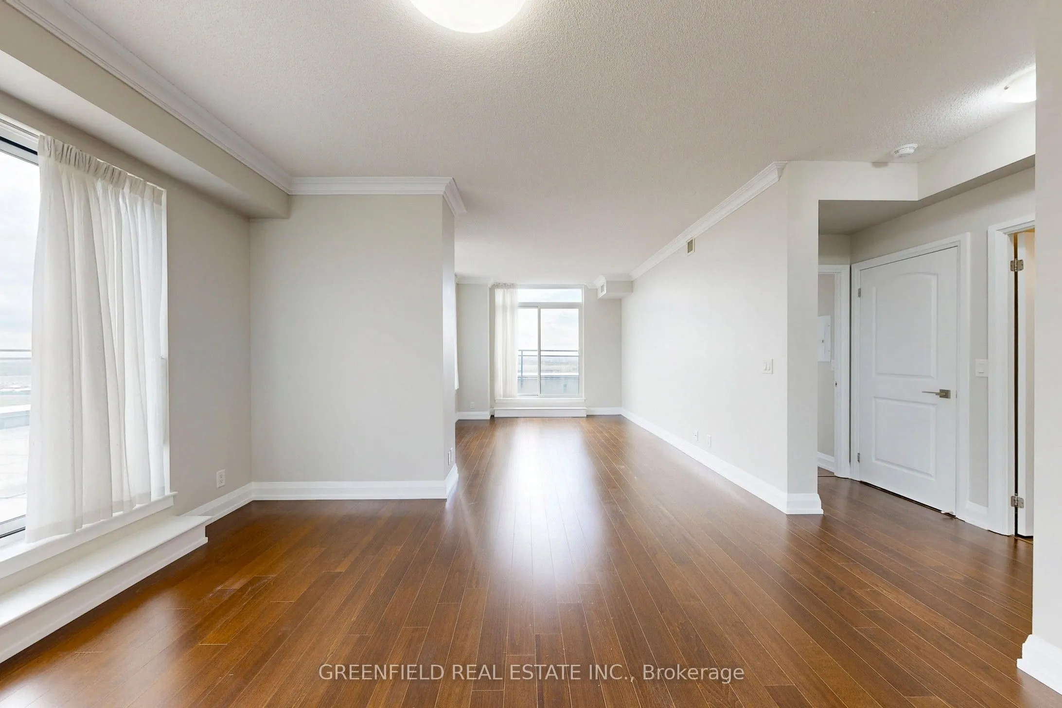 55 De Boers Drive, #LPH03