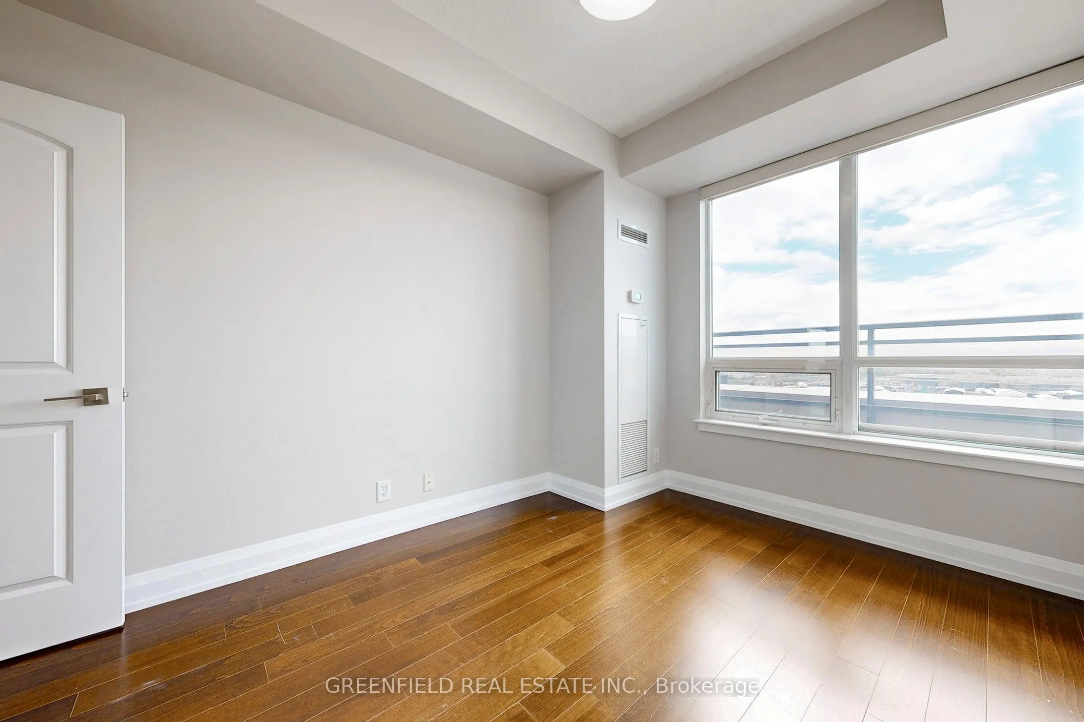 55 De Boers Drive, #LPH03